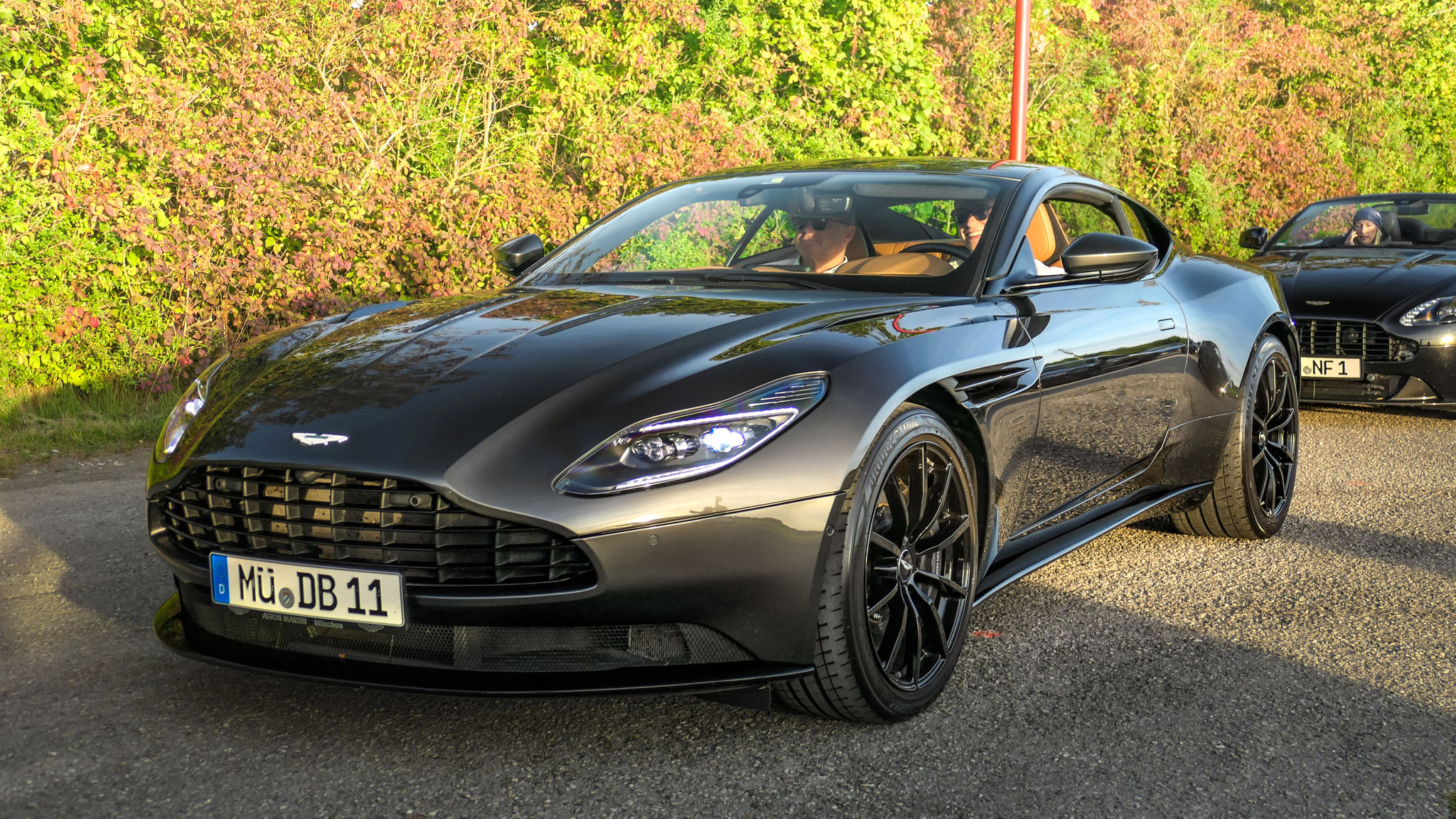 Aston Martin DB11 - MÜ-DB11