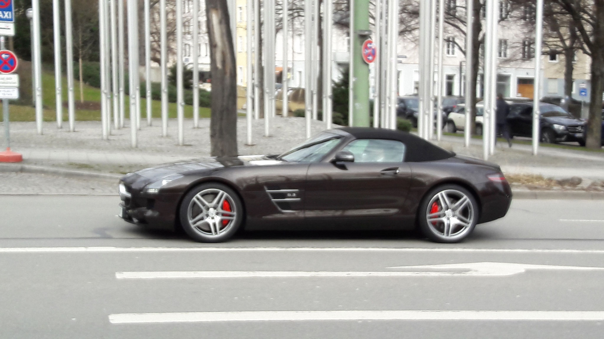 AMG SLS Roadster - M-XX407