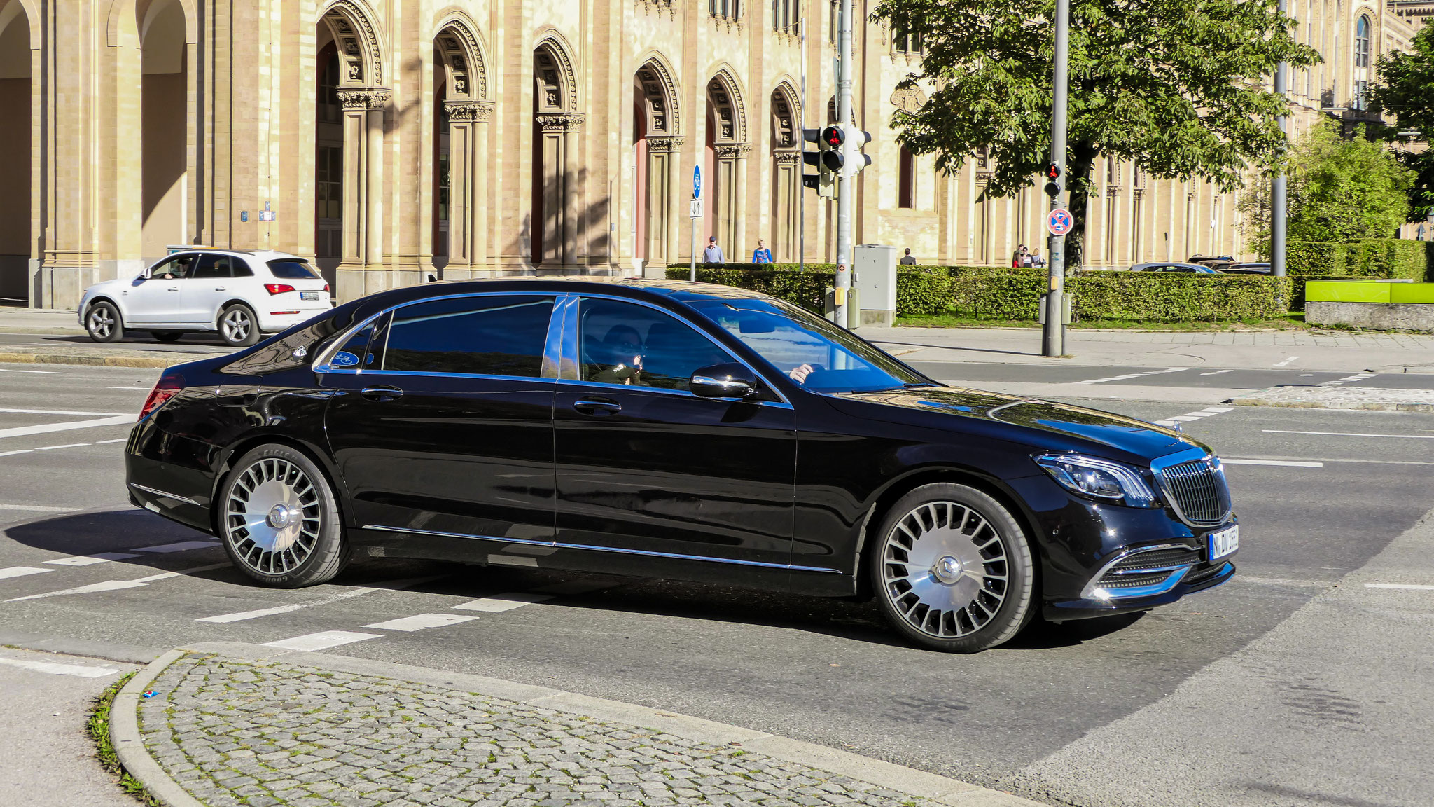 Mercedes Maybach S500 - N-DV1551