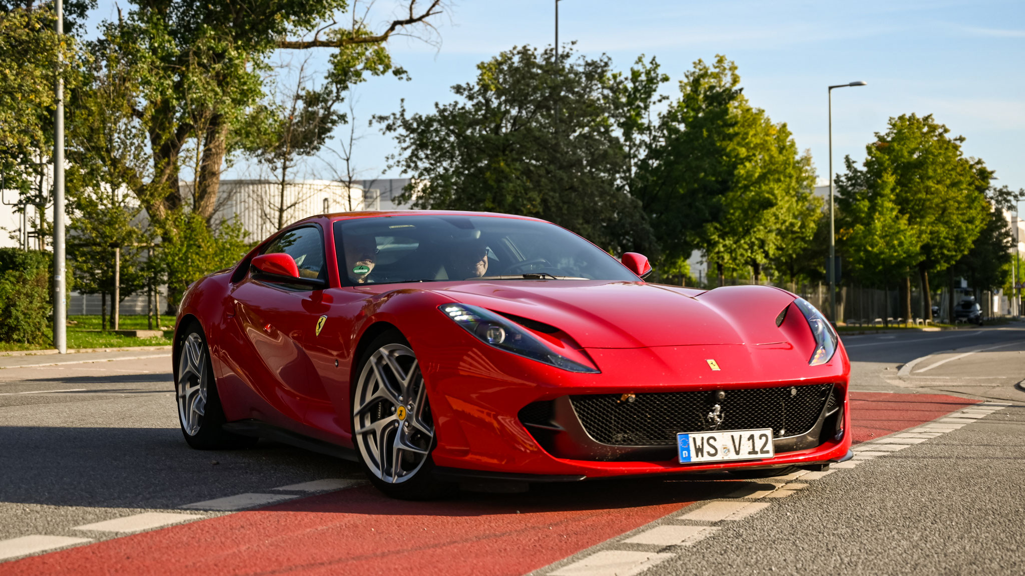 Ferrari 812 Superfast - WS-V12