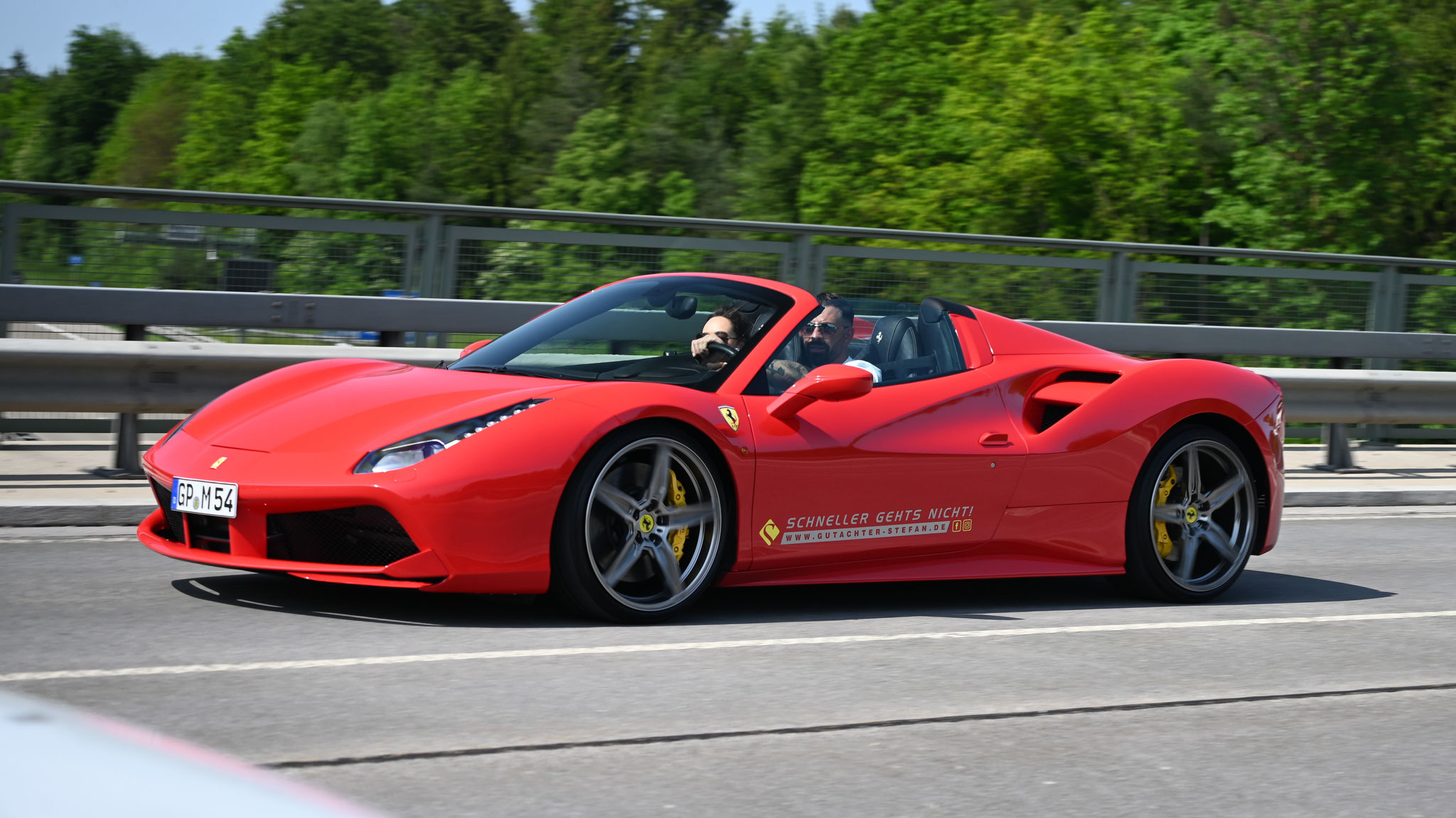 Ferrari 488 Spider - GP-M54