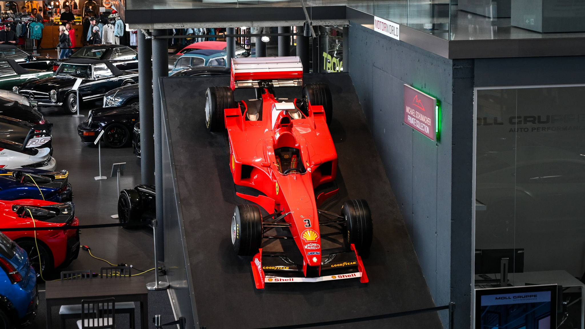 Ferrari F300