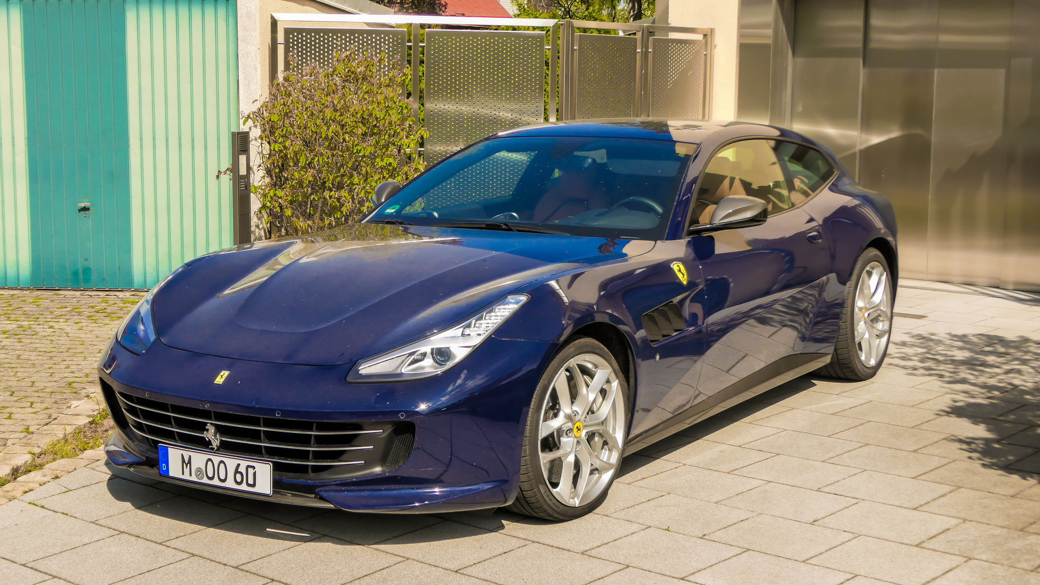 Ferrari GTC4 Lusso - M-OO60