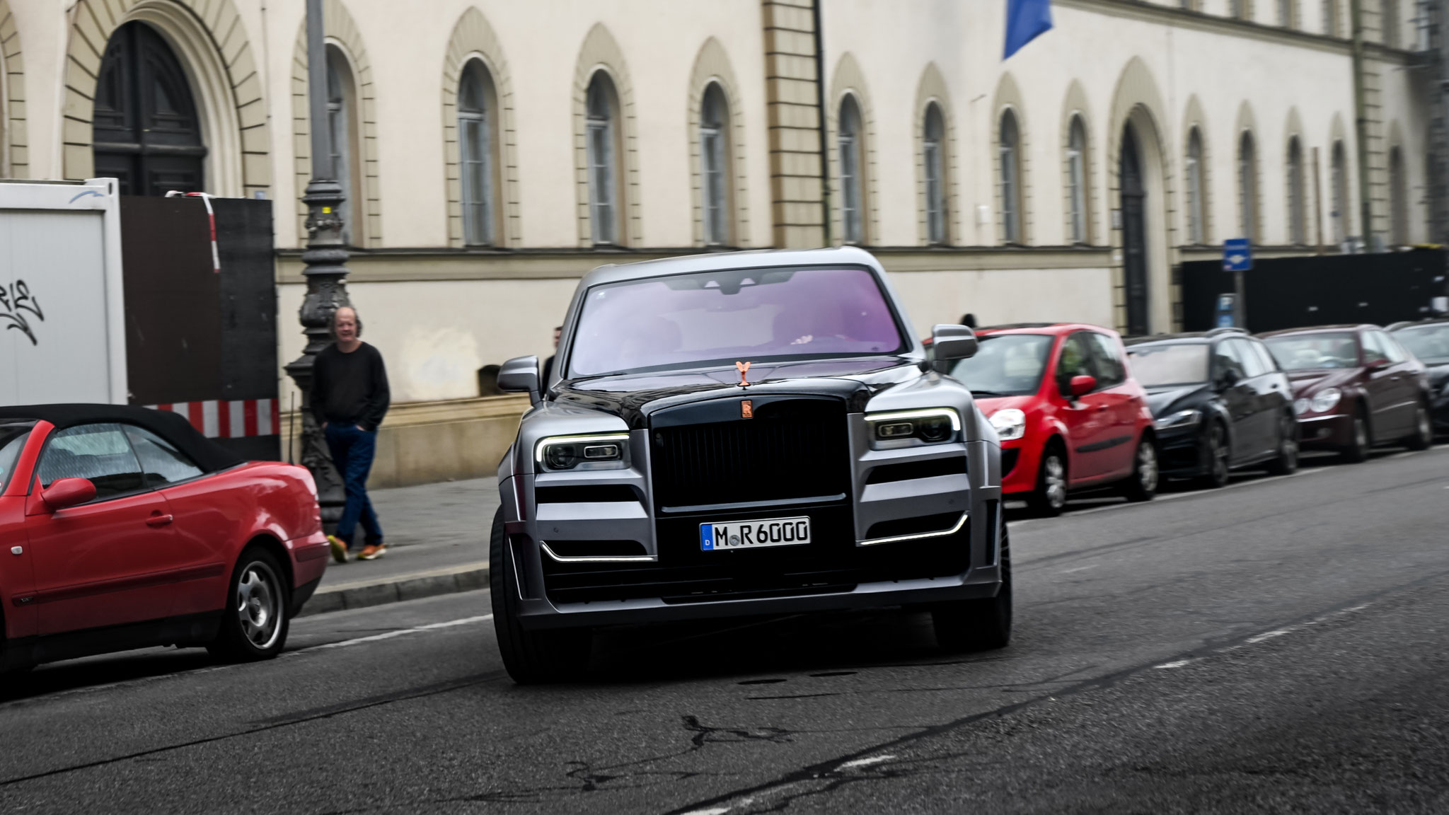 Rolls Royce Cullinan - M-R6000