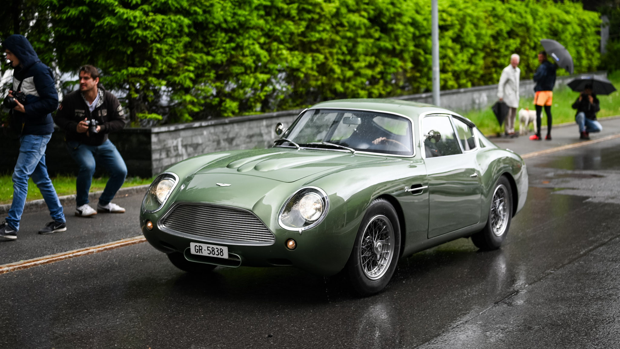 Aston Martin DB4 GT Zagato - GR5838 (CH)