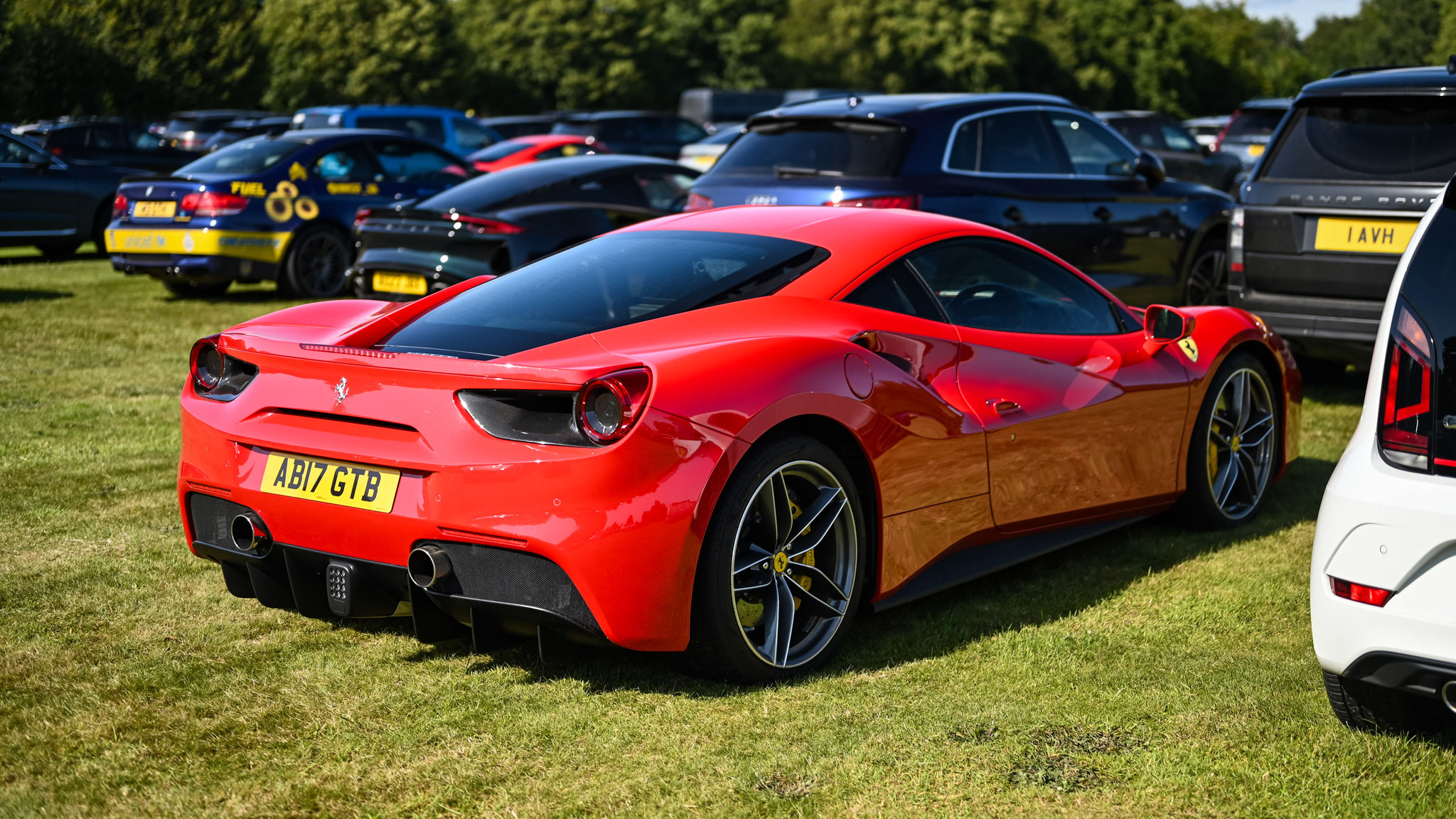 Ferrari 488 GTB - AB17GTB (GB)