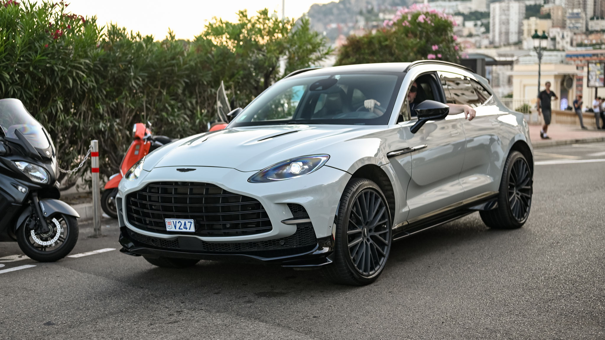 Aston Martin DBX 707 - V247 (MC)
