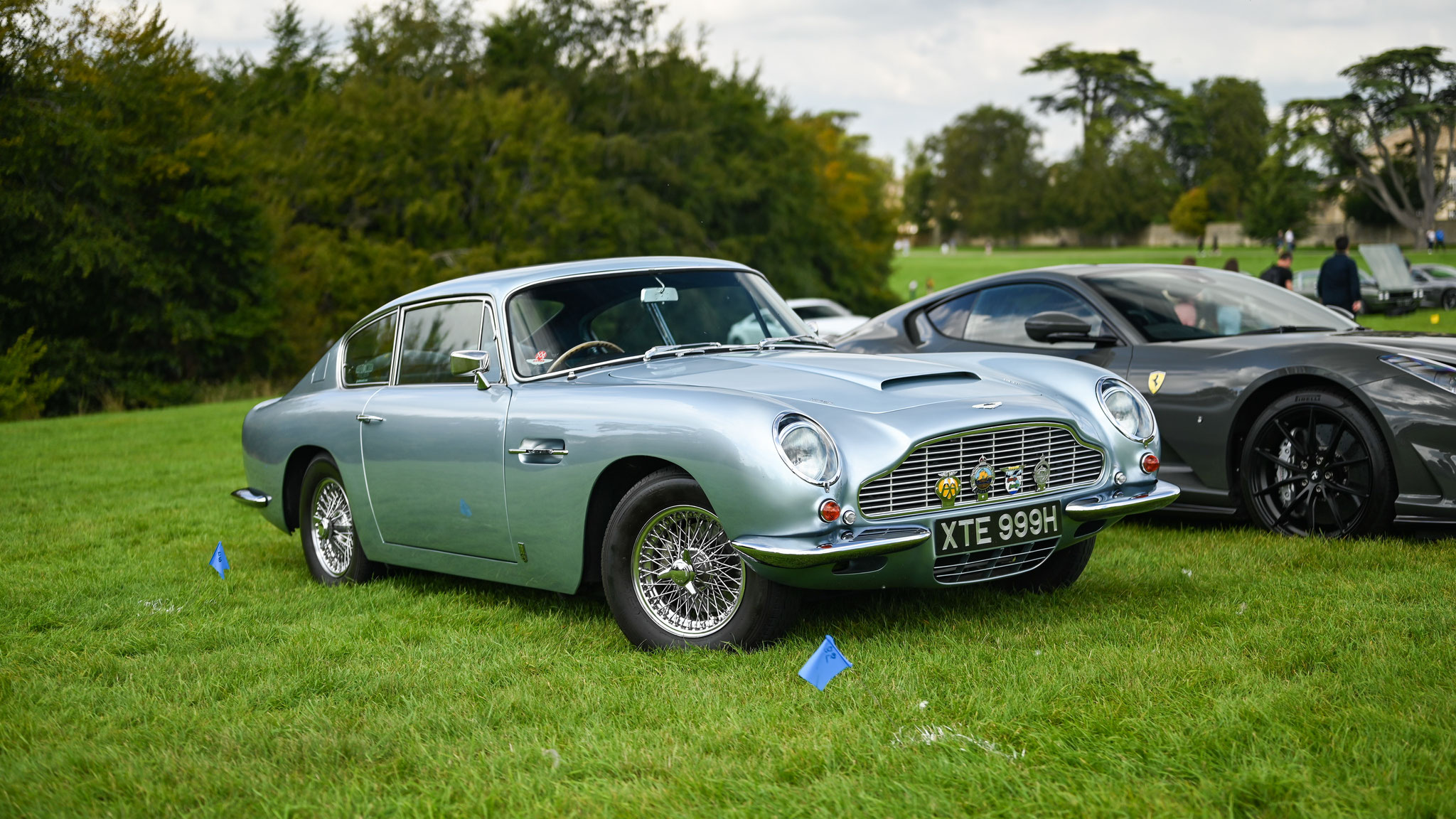 Aston Martin DB6 - XTE999H (GB)