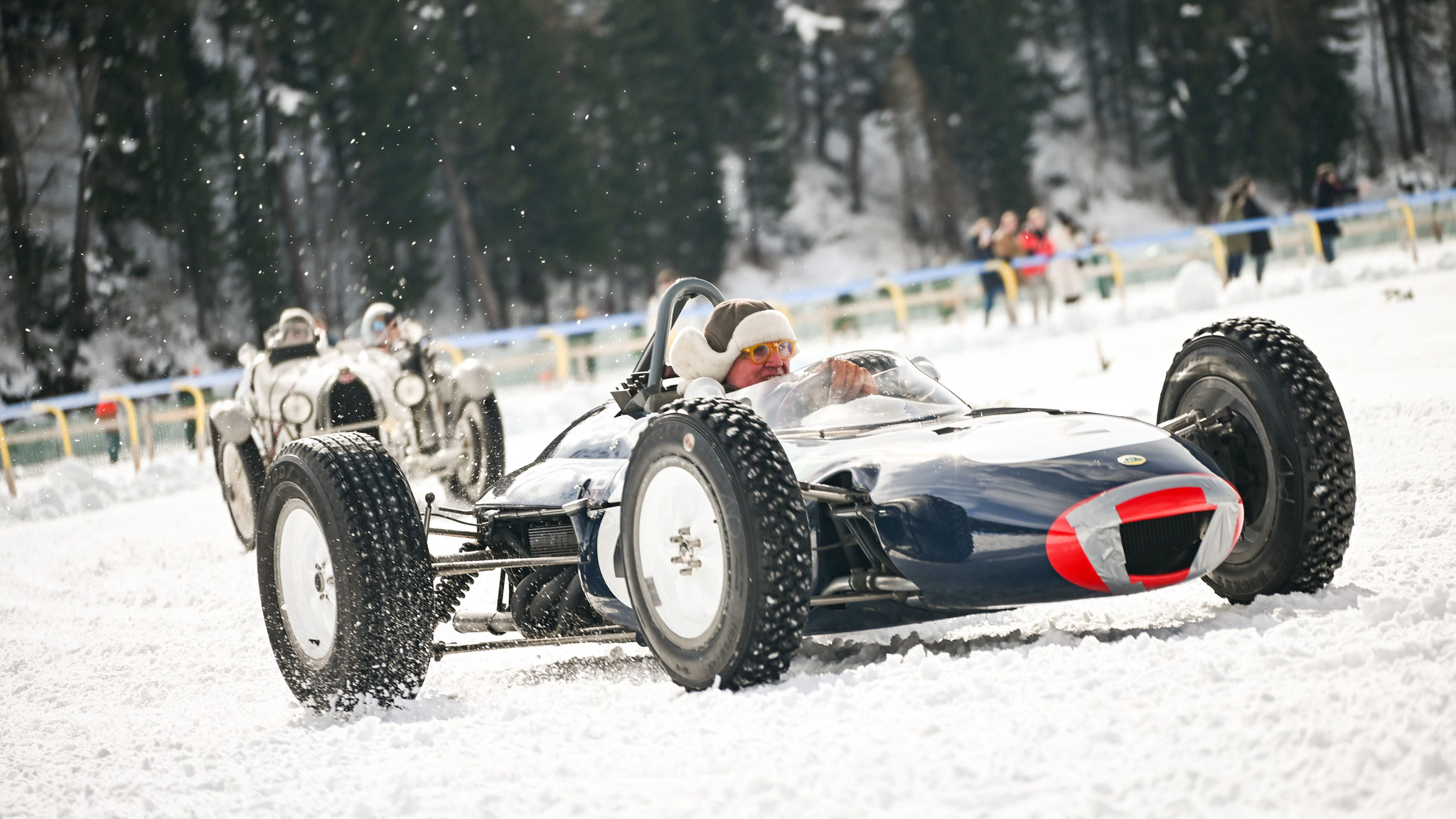 Lotus 24