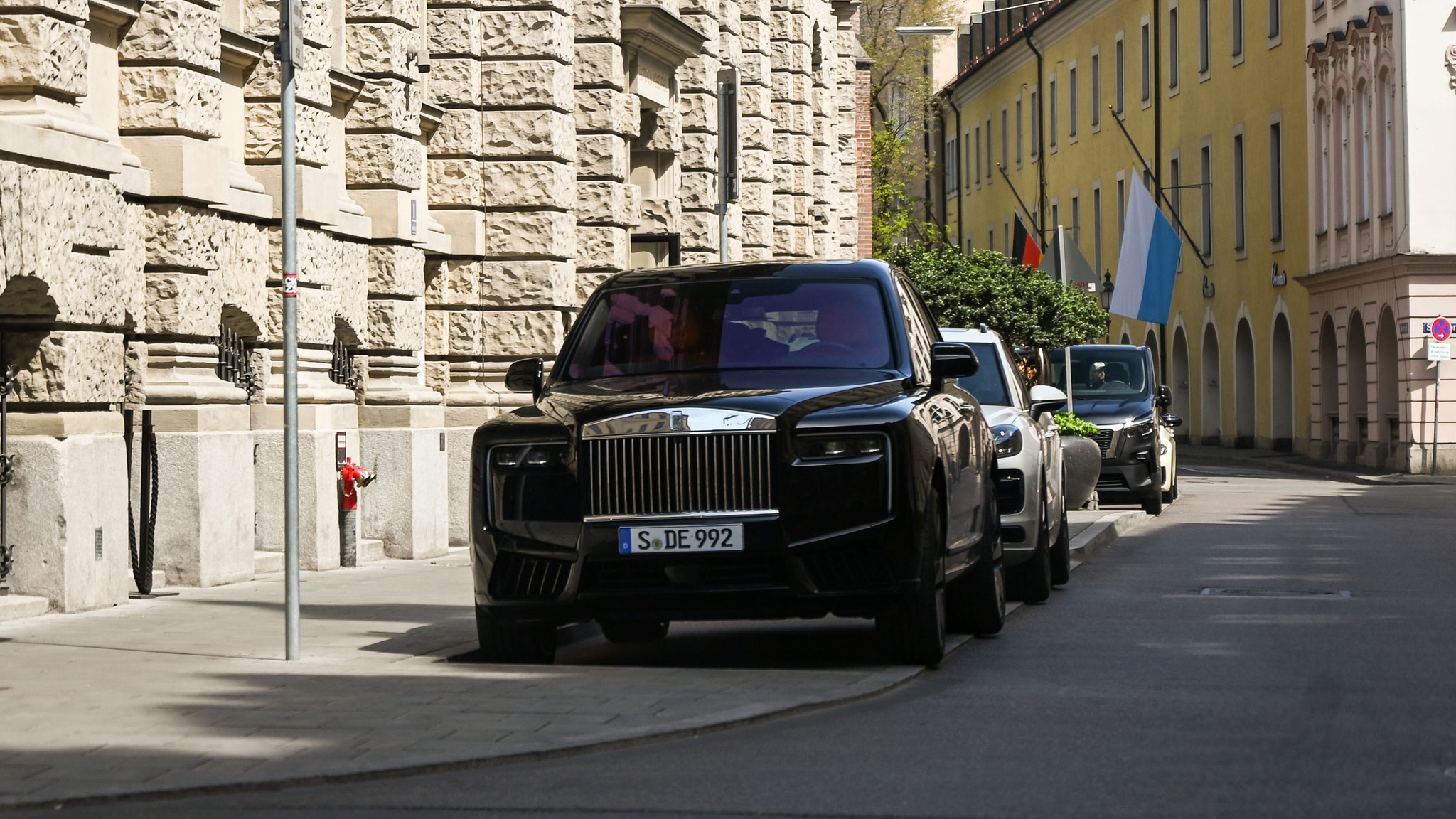 Rolls Royce Cullinan - S-DE992