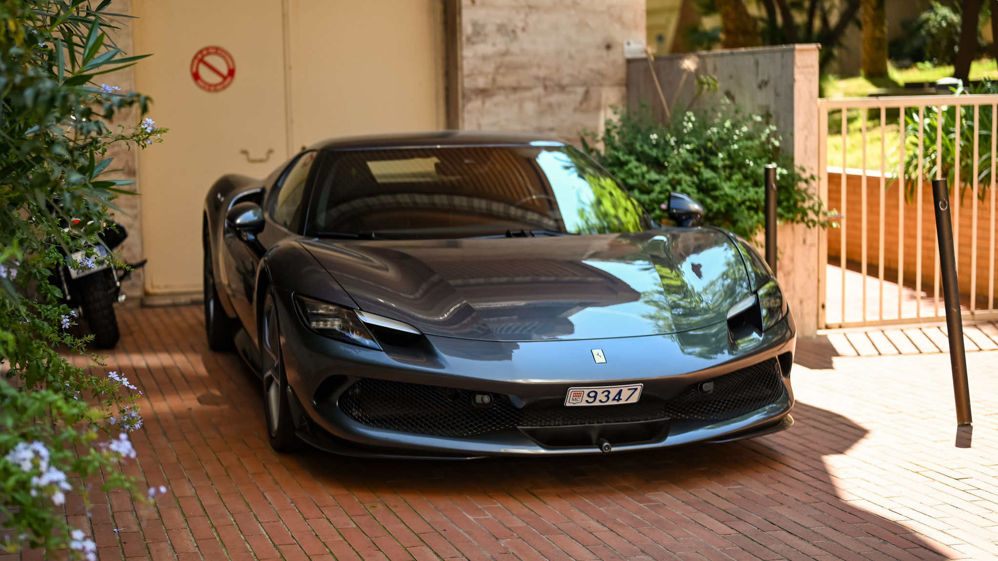 Ferrari 296 GTB - 9347 (MC)
