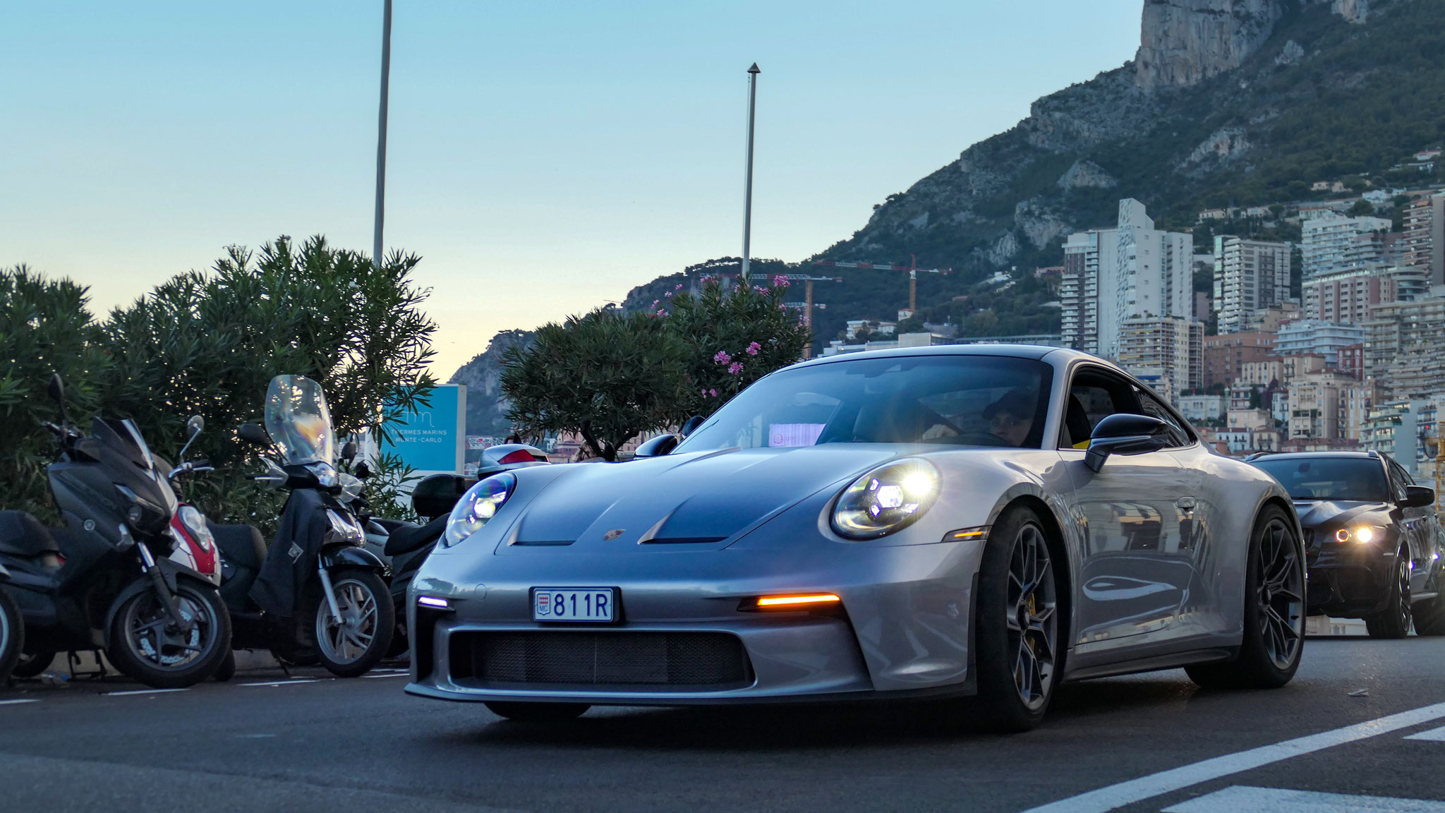 Porsche 992 GT3 Touring - 811R (MC)