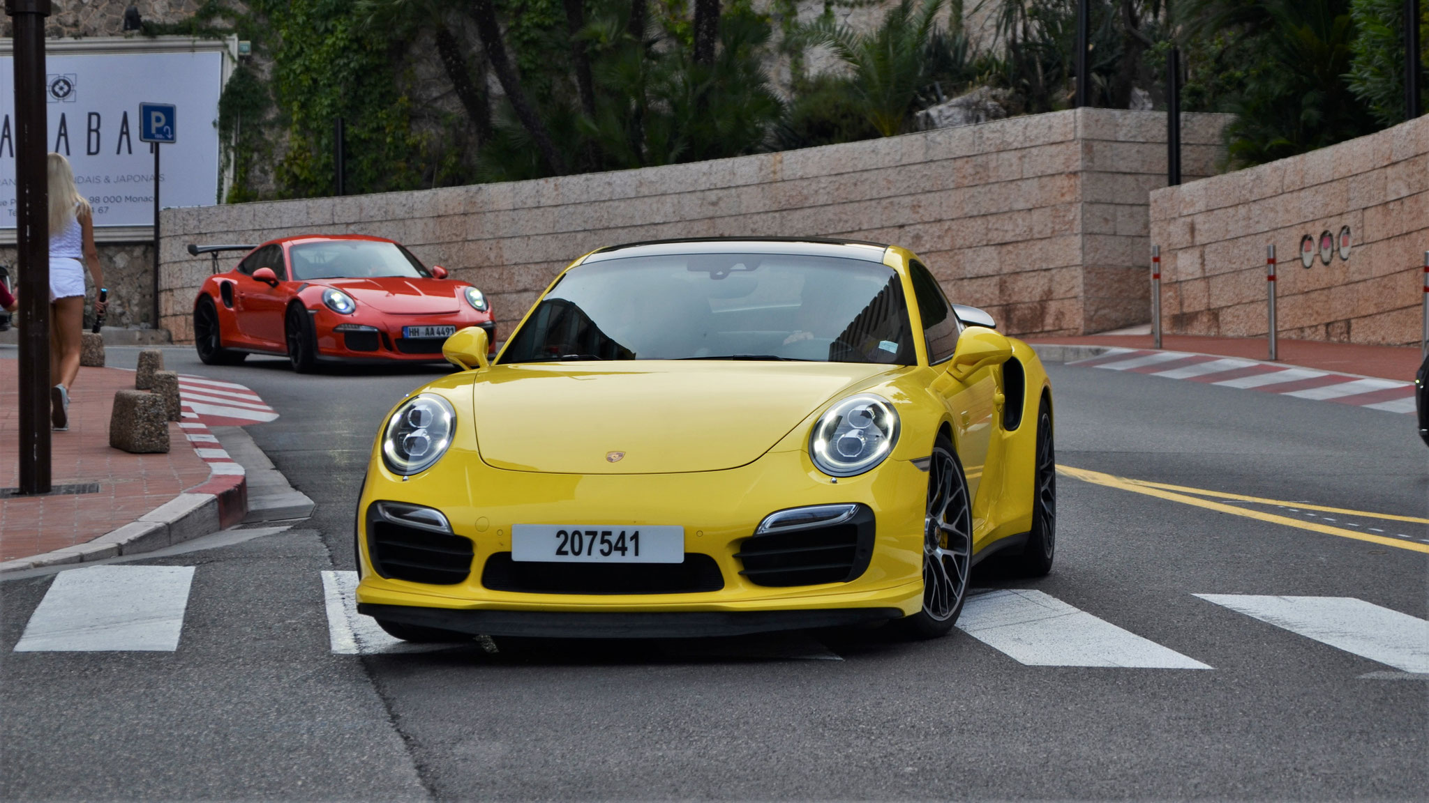 Porsche 911 Turbo S - 207541 (KWT)