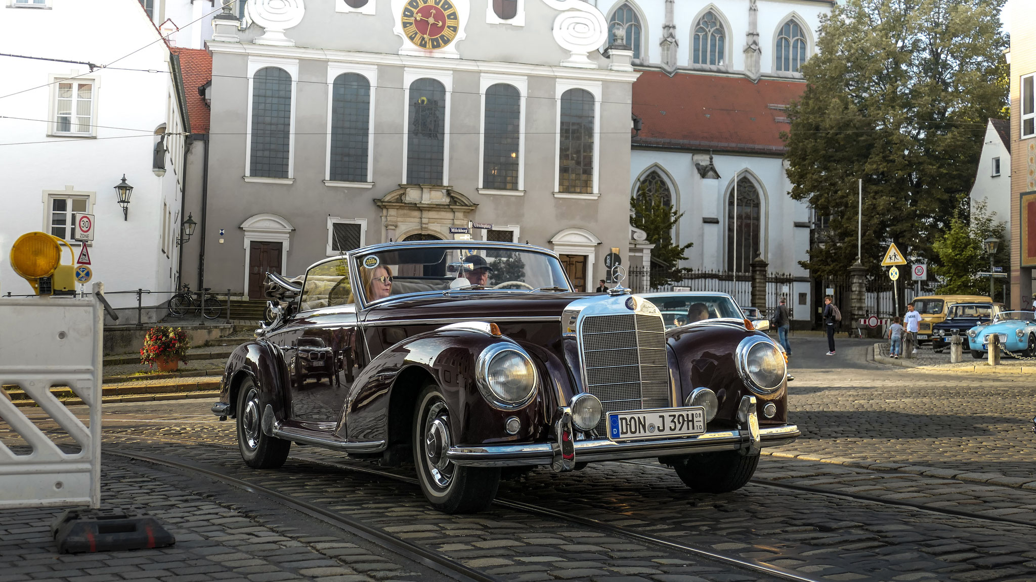 Mercedes 300 S - DON-J39H