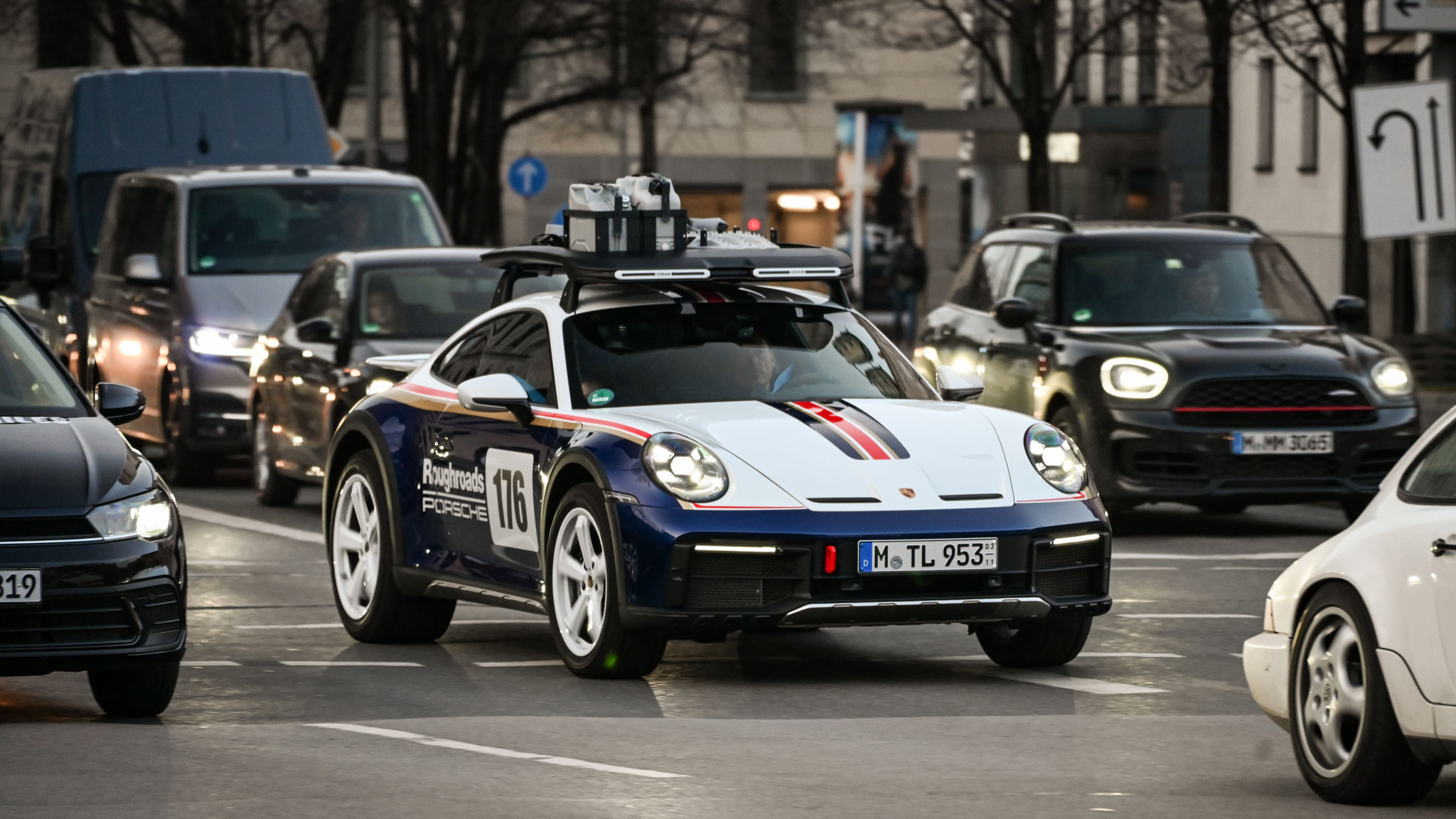 Porsche 911 Dakar - M-TL953