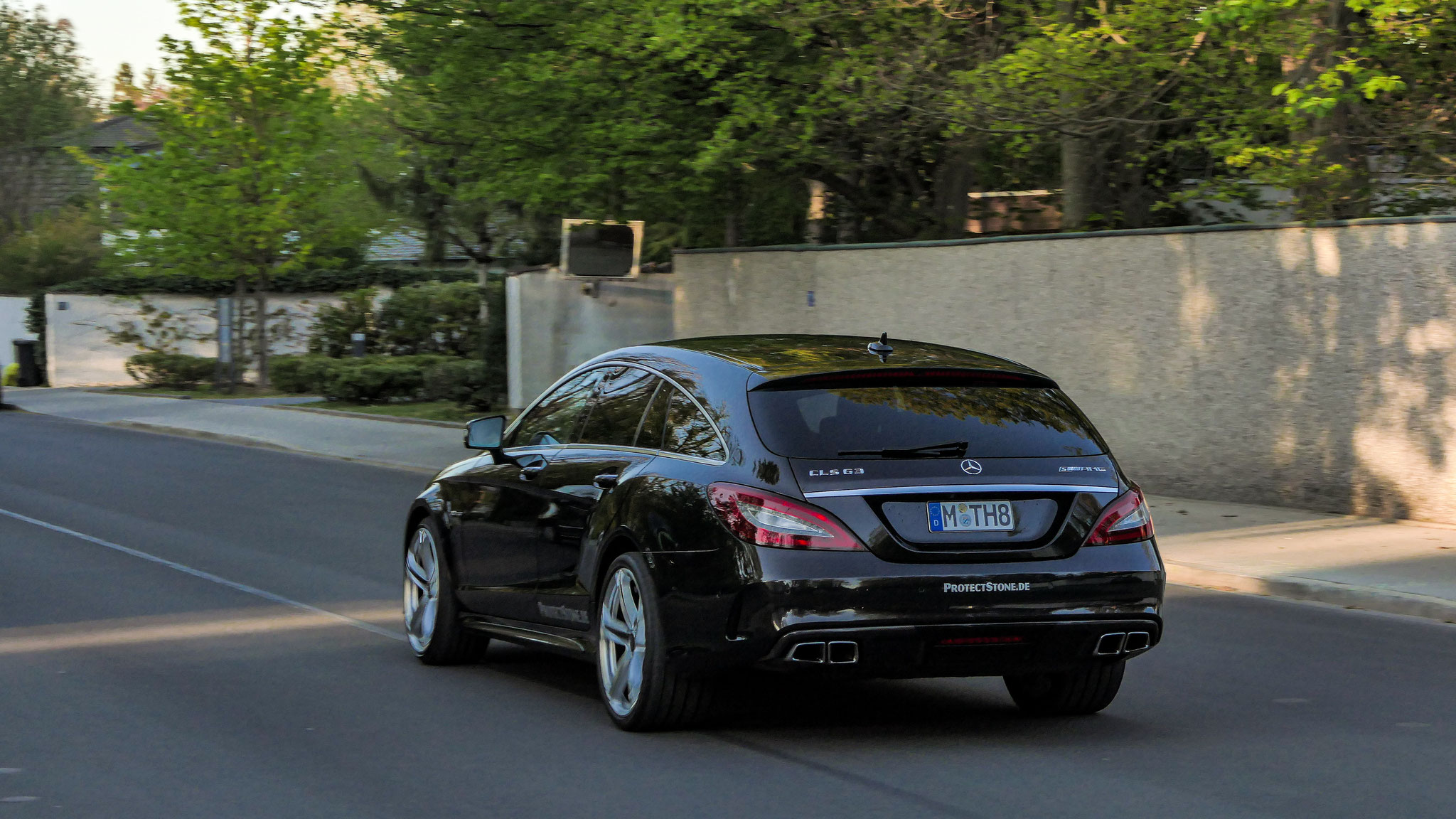 Mercedes-AMG CLS 63 Shooting Brake -M-TH8
