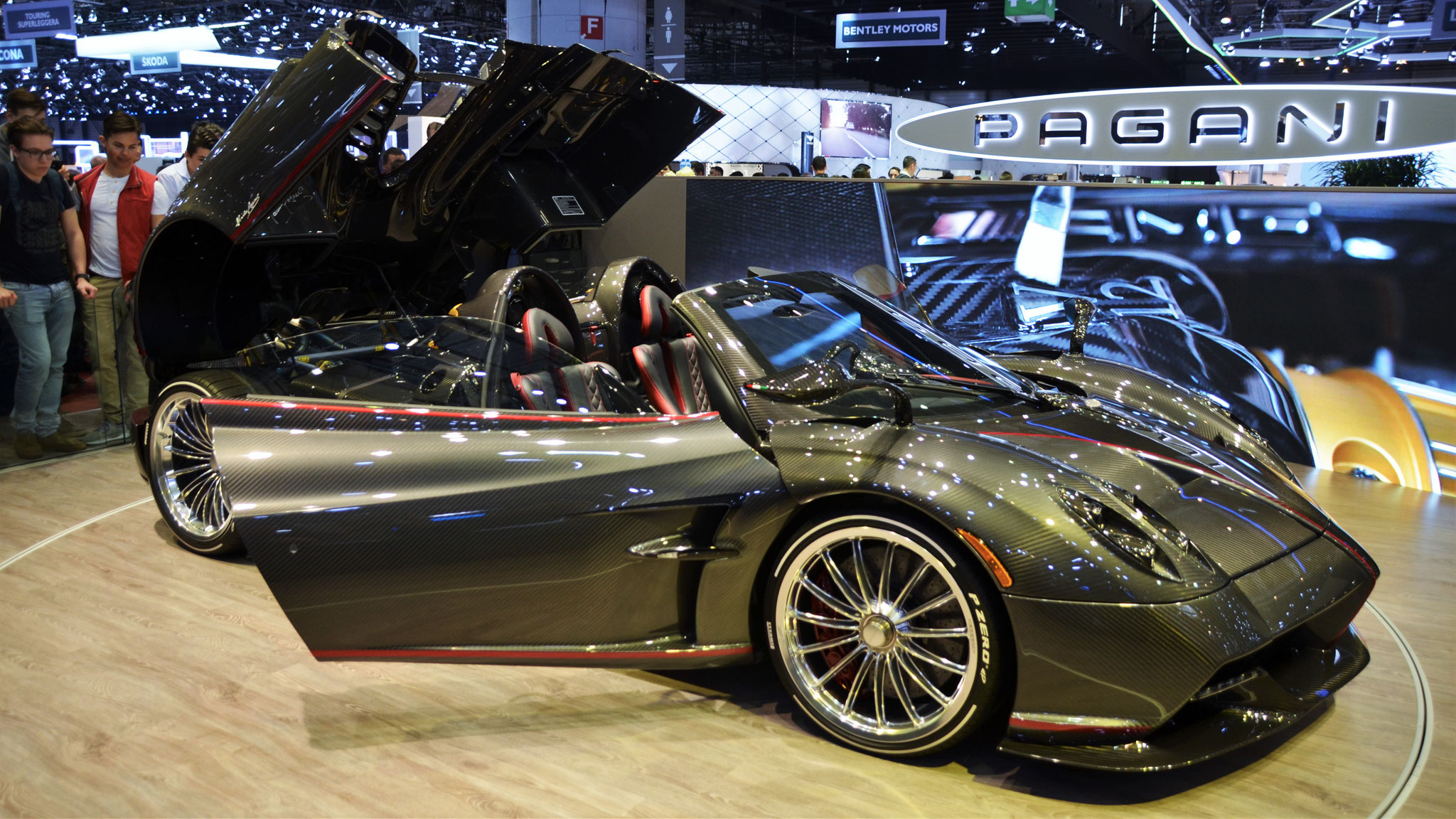 Pagani Huayra Roadster (Geneva)