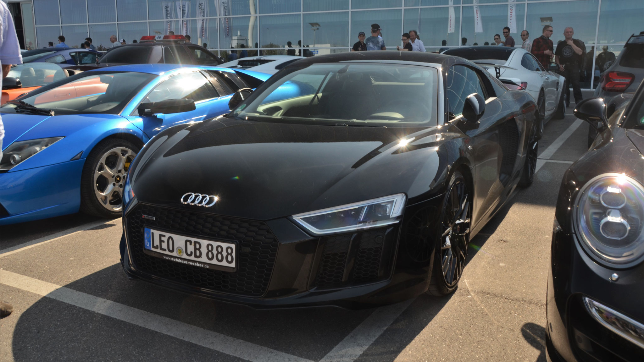 Audi R8 V10 - LEO-CB888