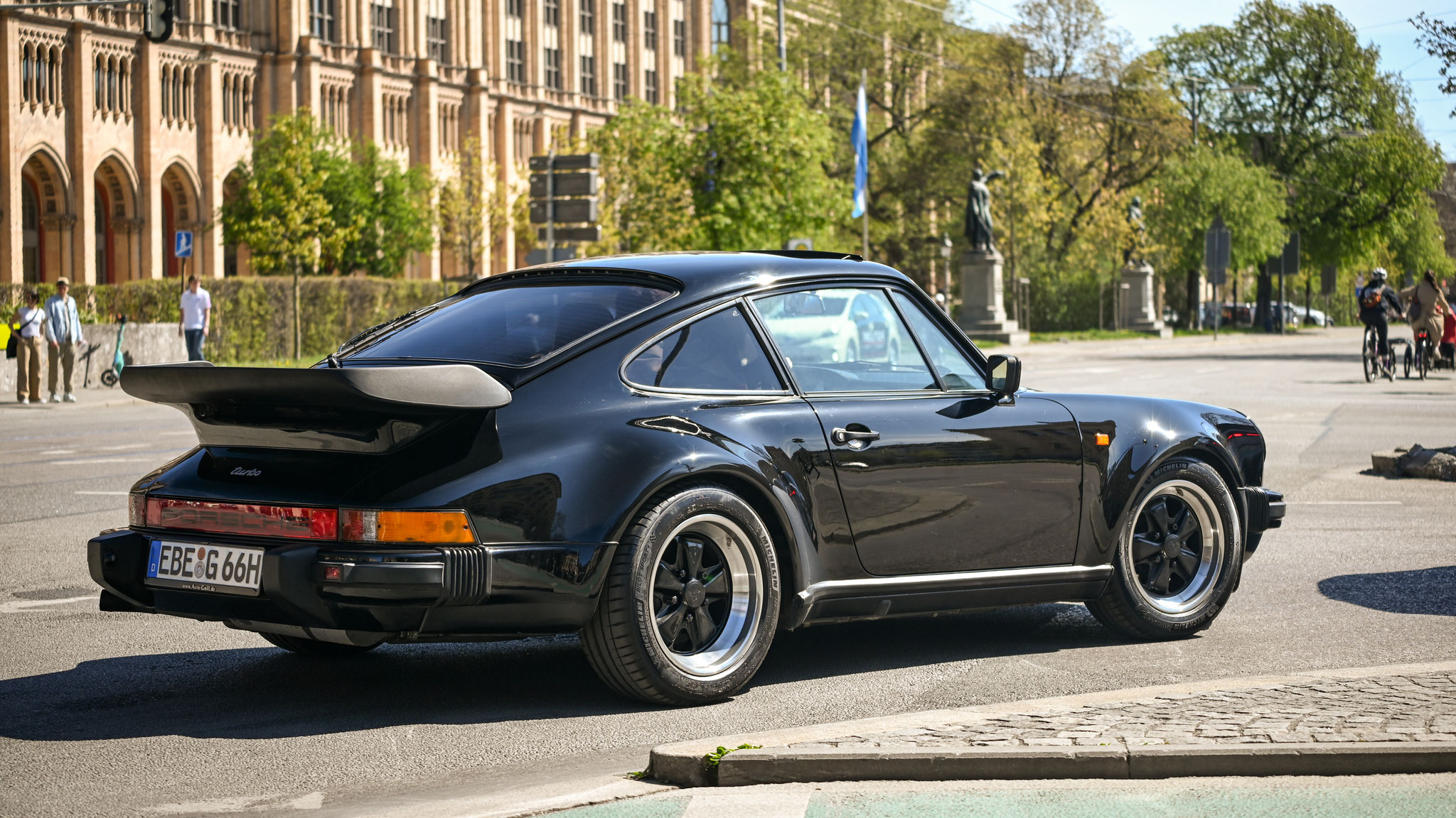 Porsche 930 Turbo - EBE-G66H