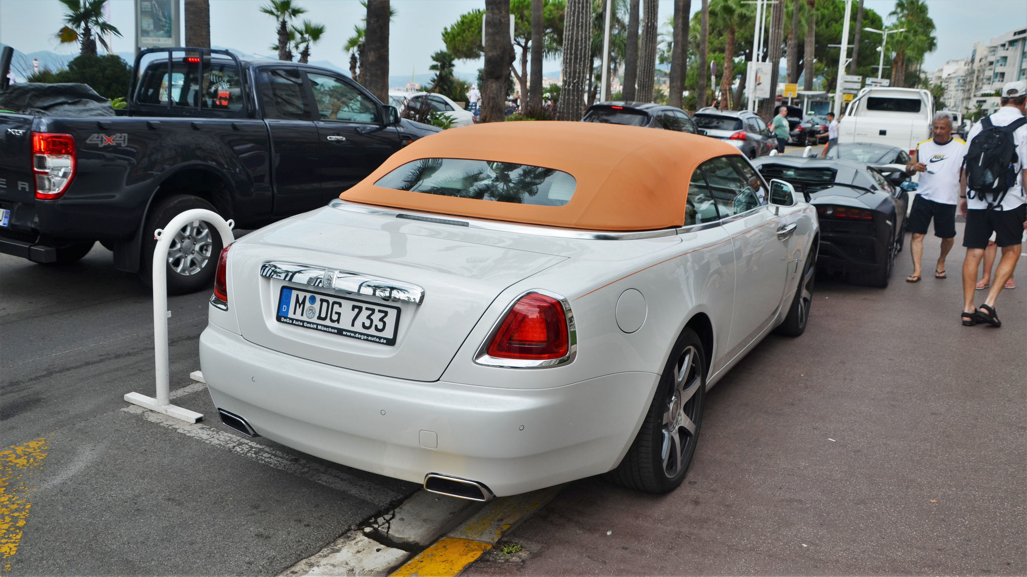 Rolls Royce Dawn - M-DG733