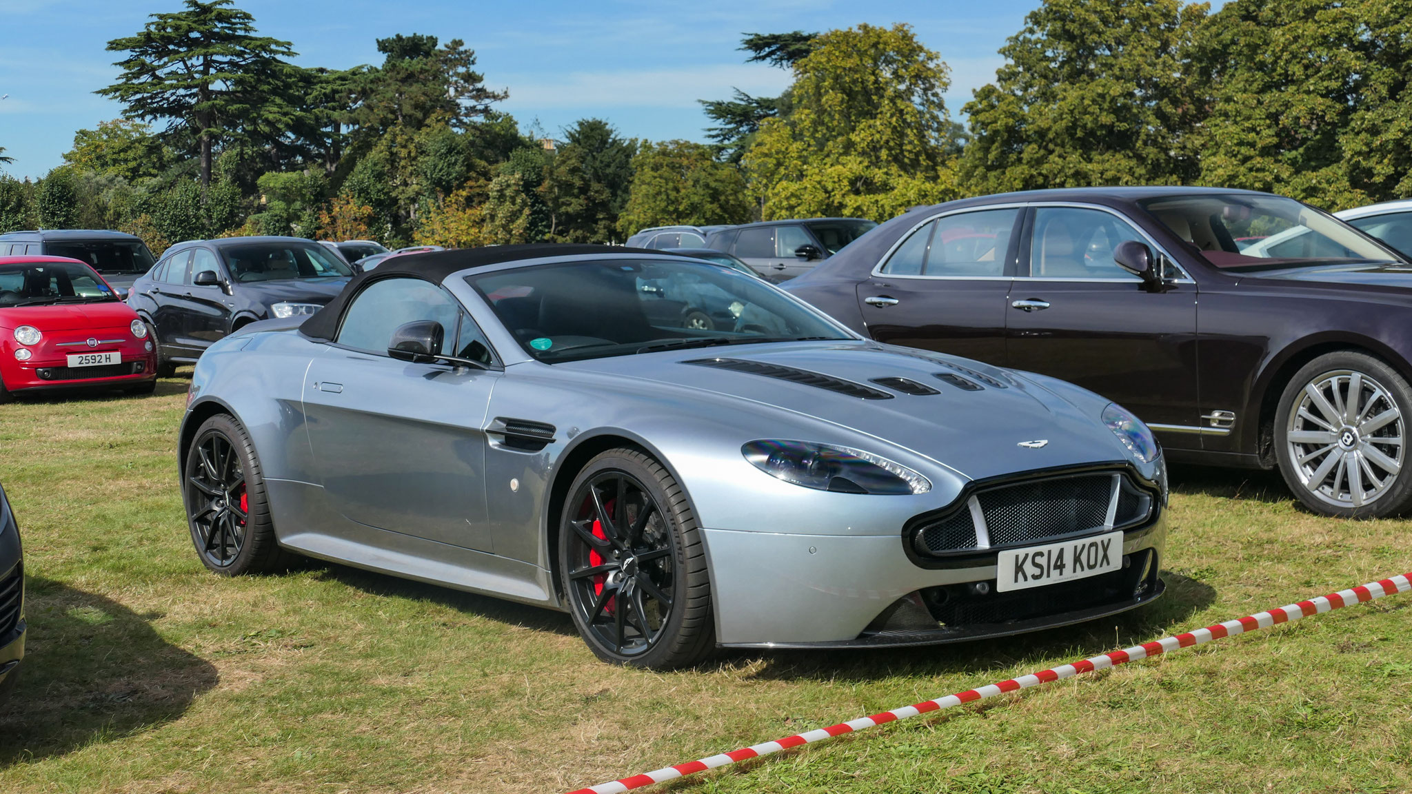 Aston Martin Vantage V12 Volante - KS14KOX (GB)