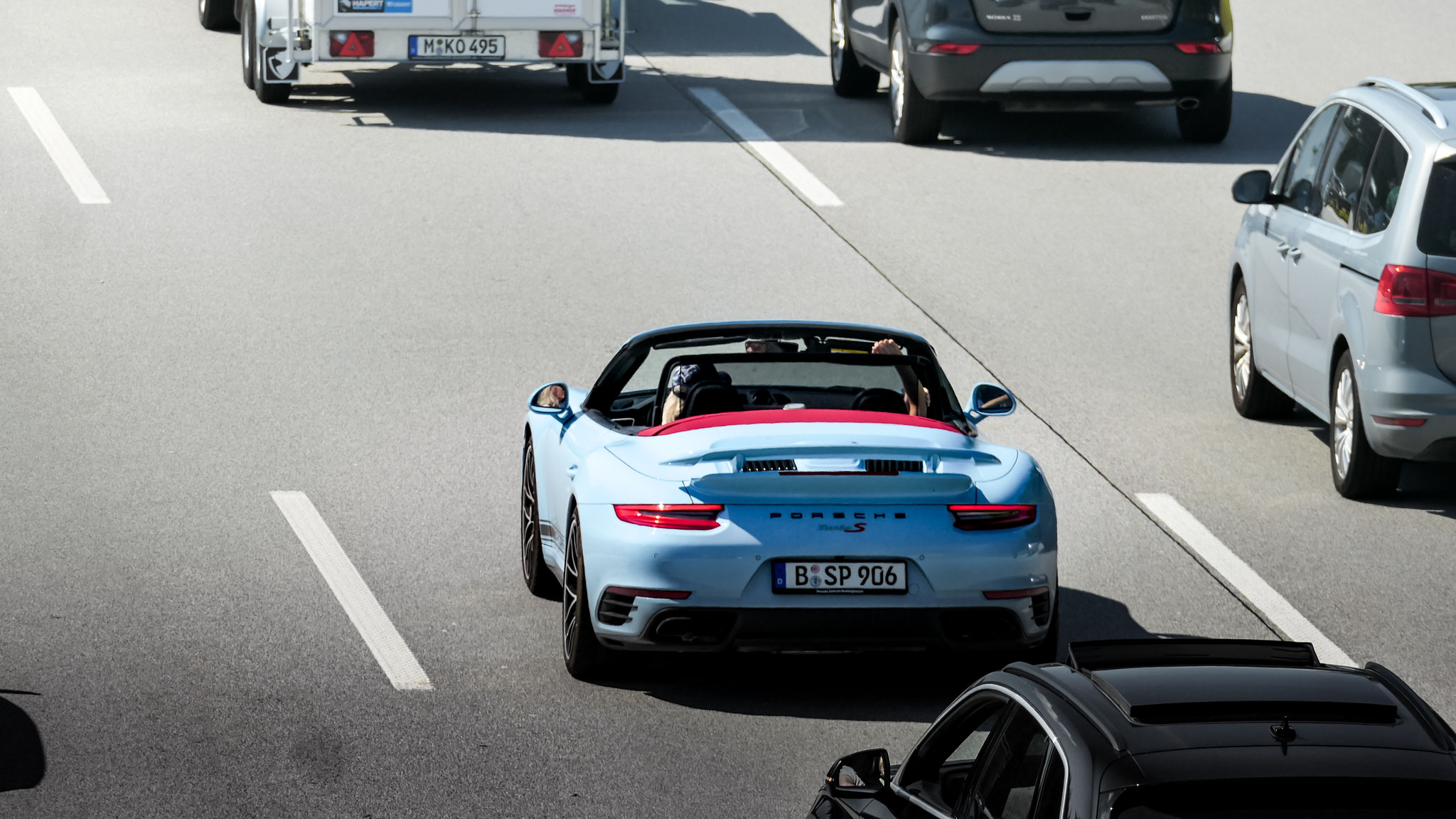 Porsche 911 Turbo S - B-SP906