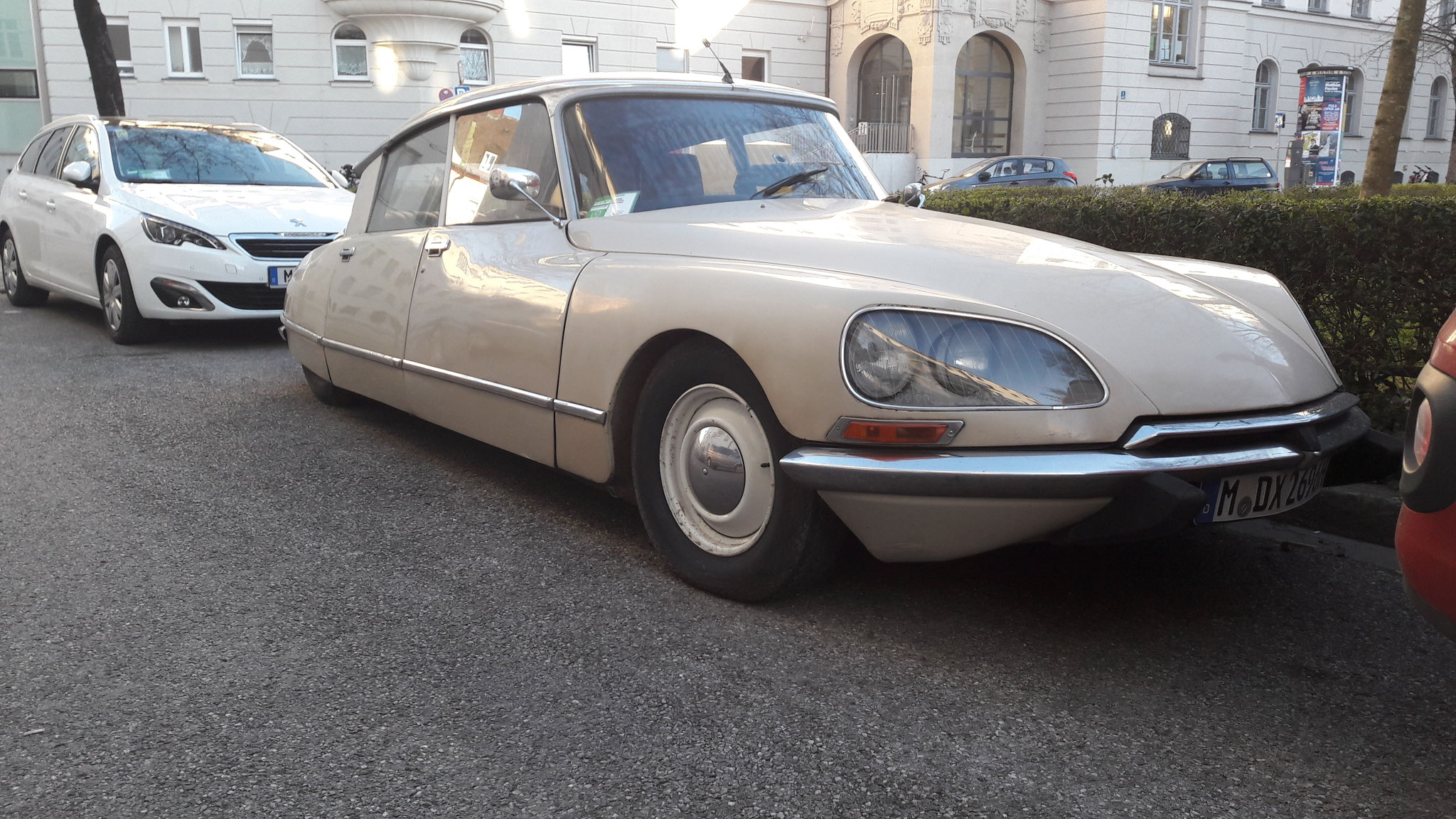 Citroen DS - M-DX2696H