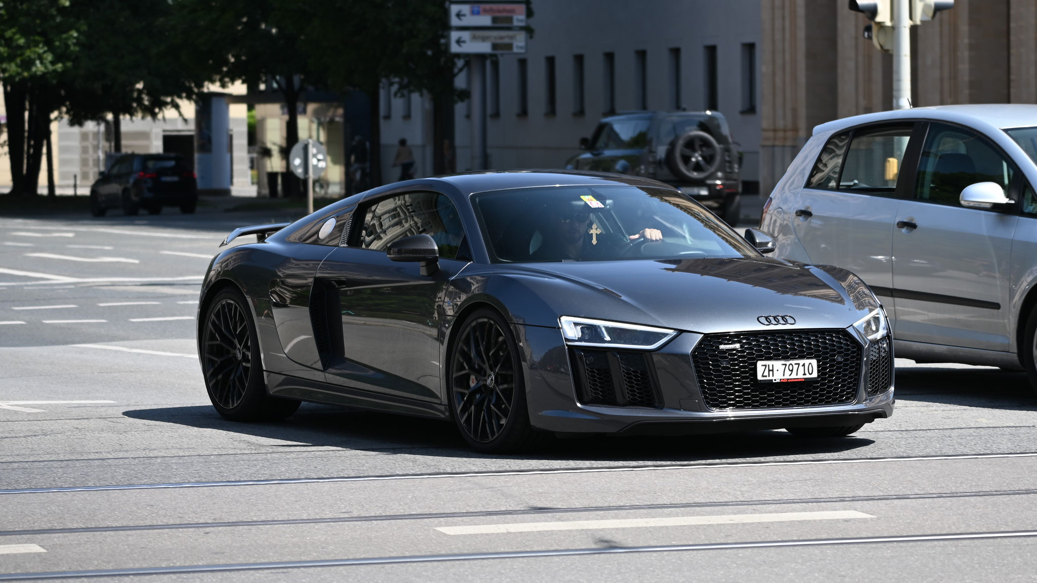 Audi R8 V10 - ZH79710 (CH)