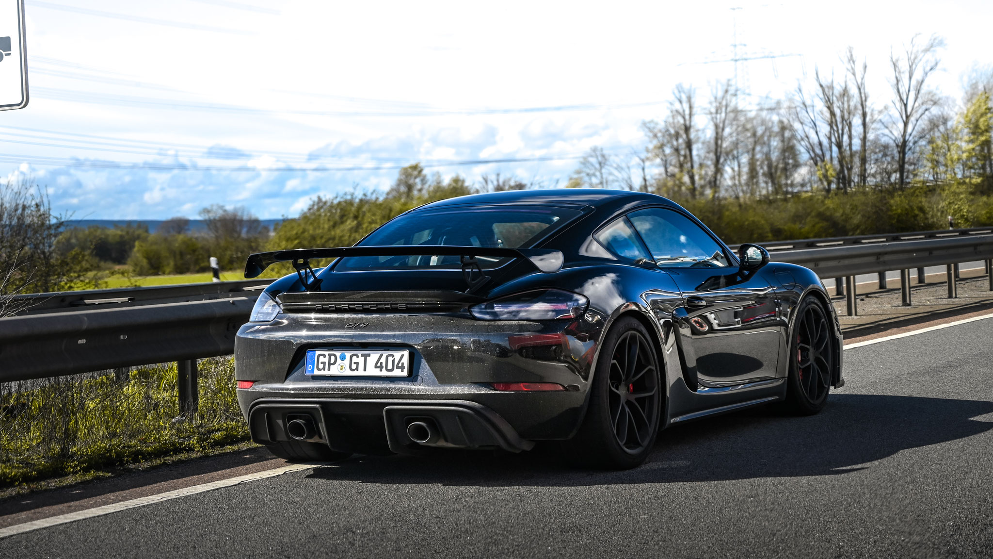 Porsche Cayman GT4 - GP-GT404
