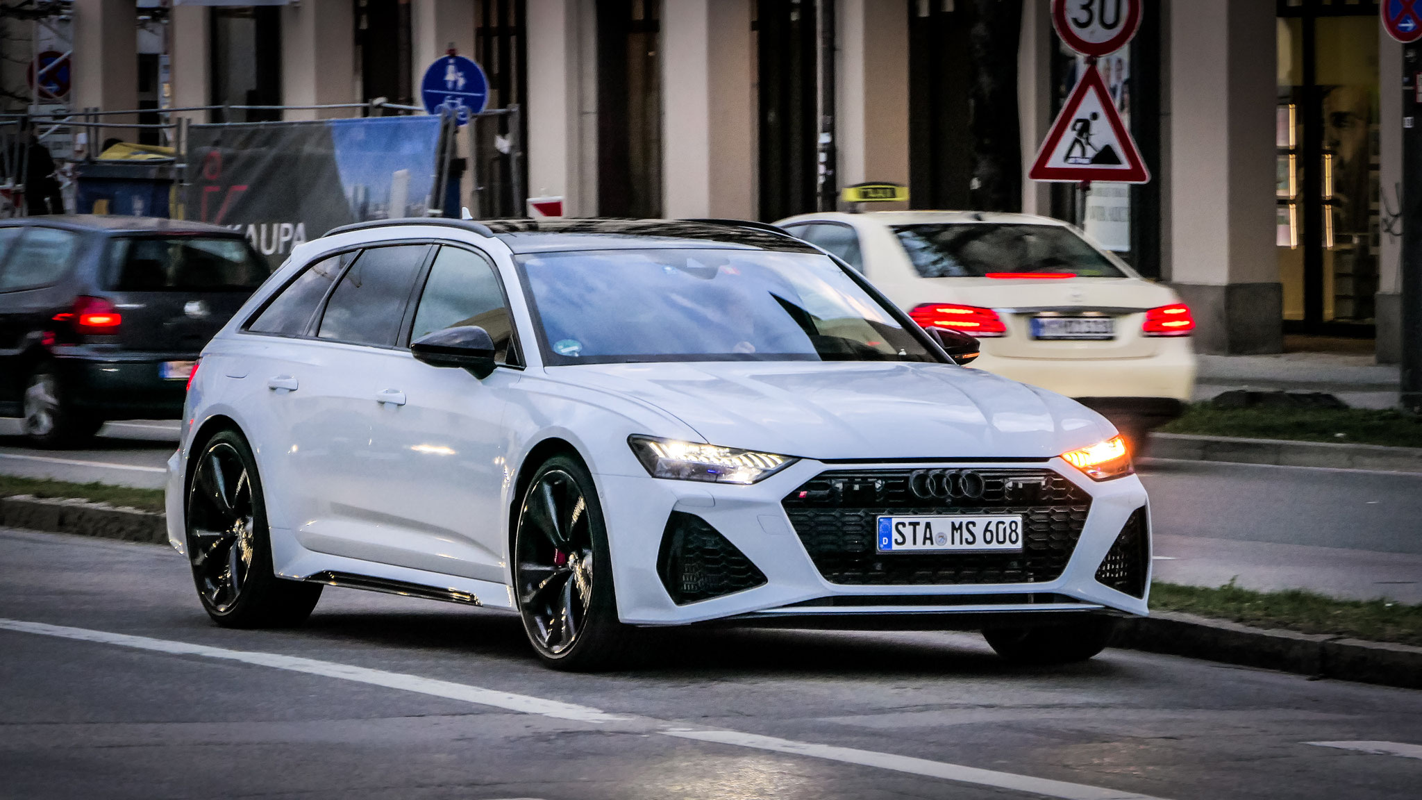 Audi RS6 - STA-MS608