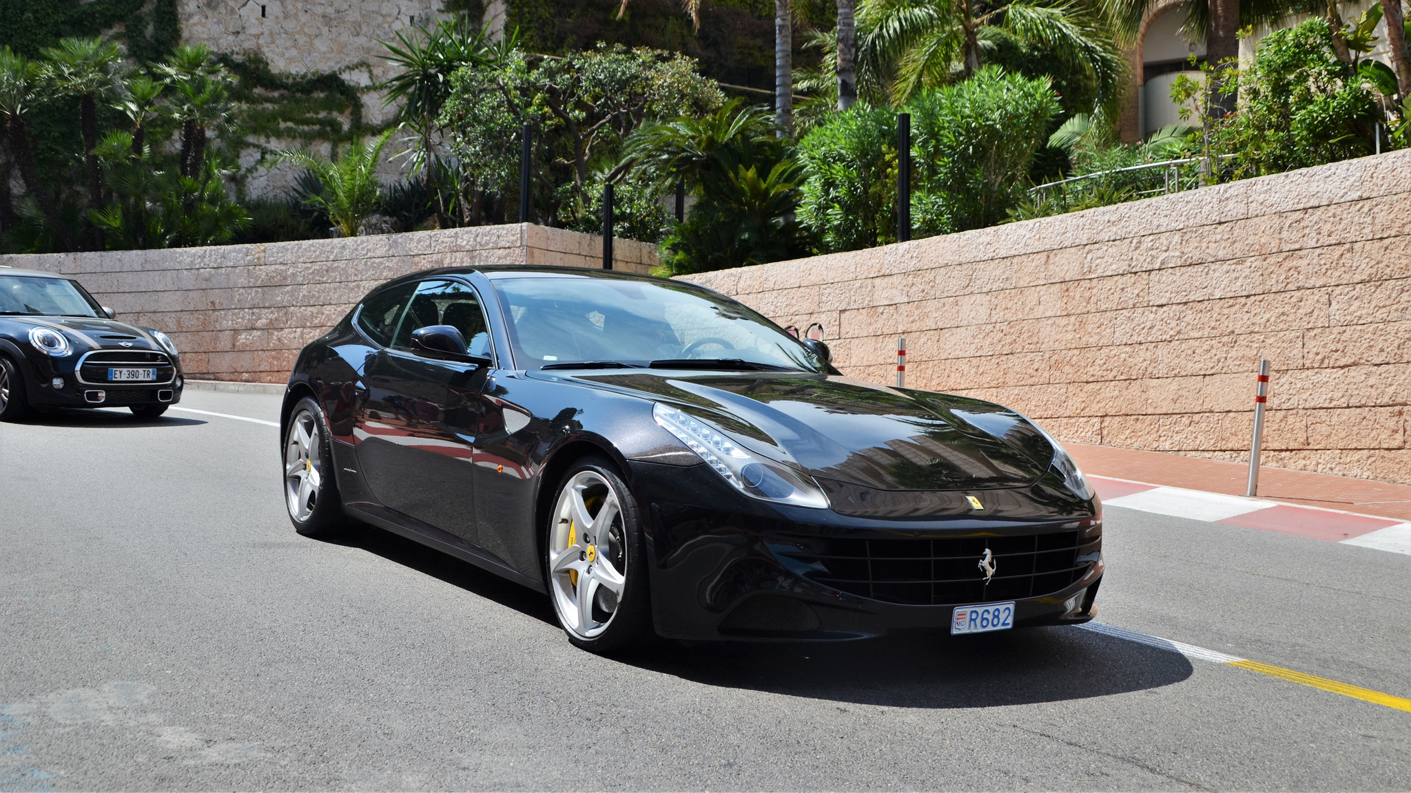Ferrari FF - R682 (MC)