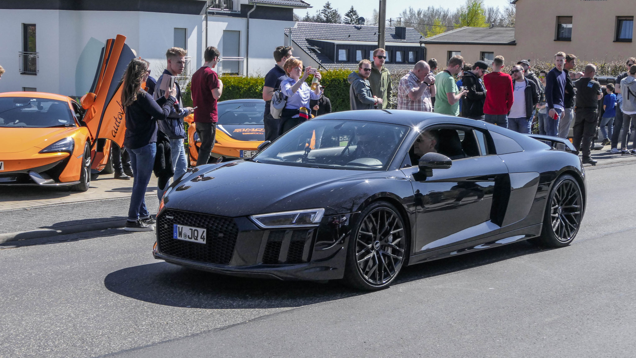 Audi R8 V10 - W-JQ4