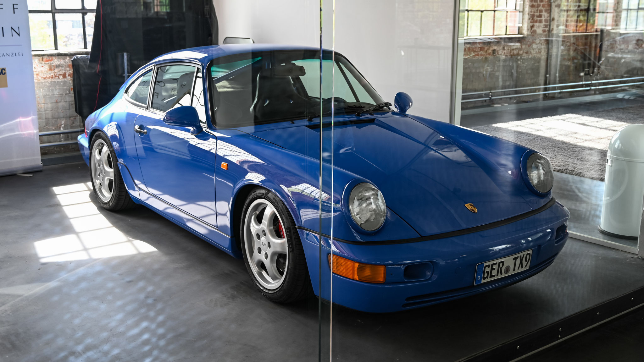 Porsche 911 Carrera RS - GER-TX9