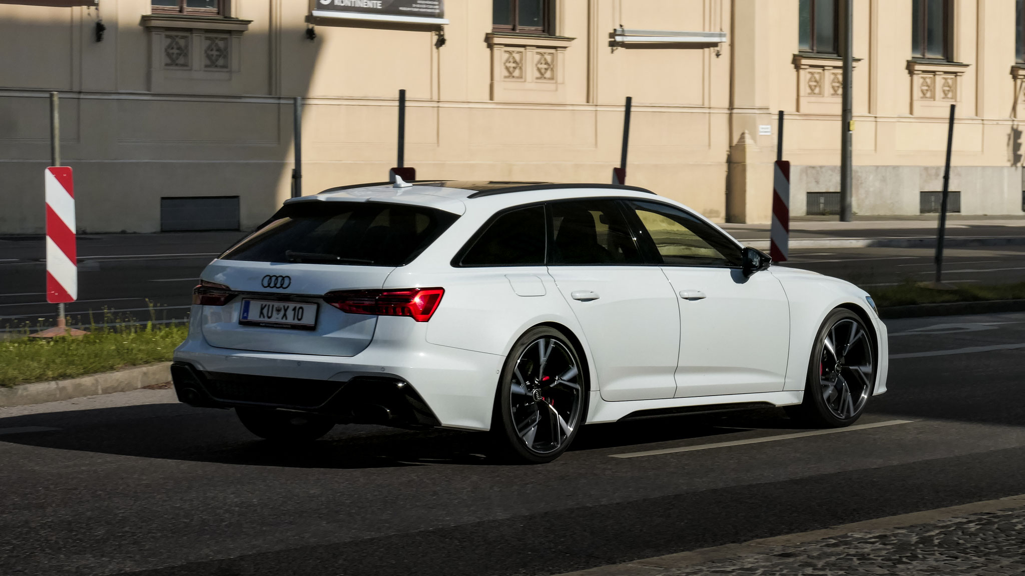 Audi RS6 - KU-X10 (AUT)