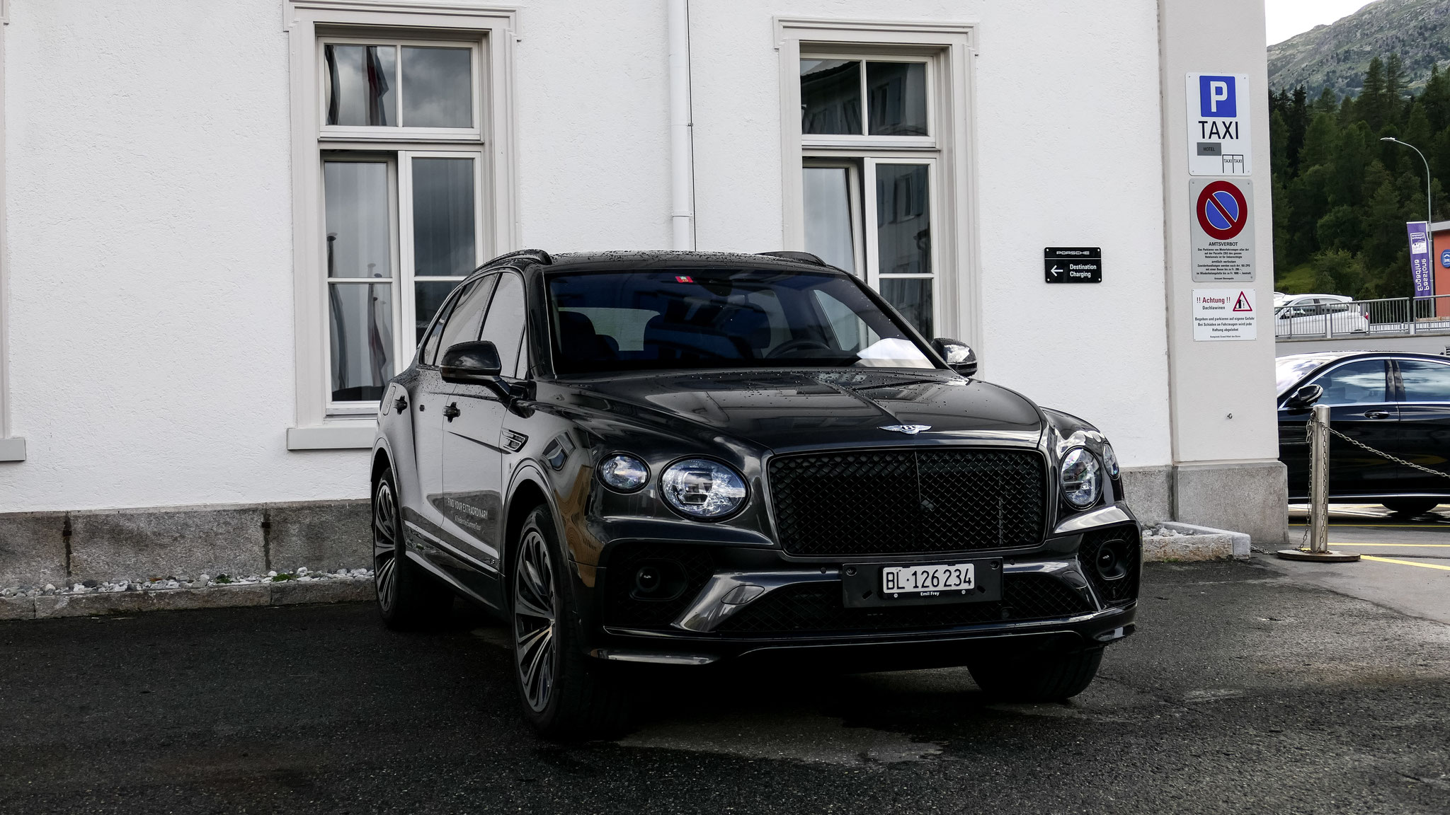 Bentley Bentayga - BL126234 (CH)