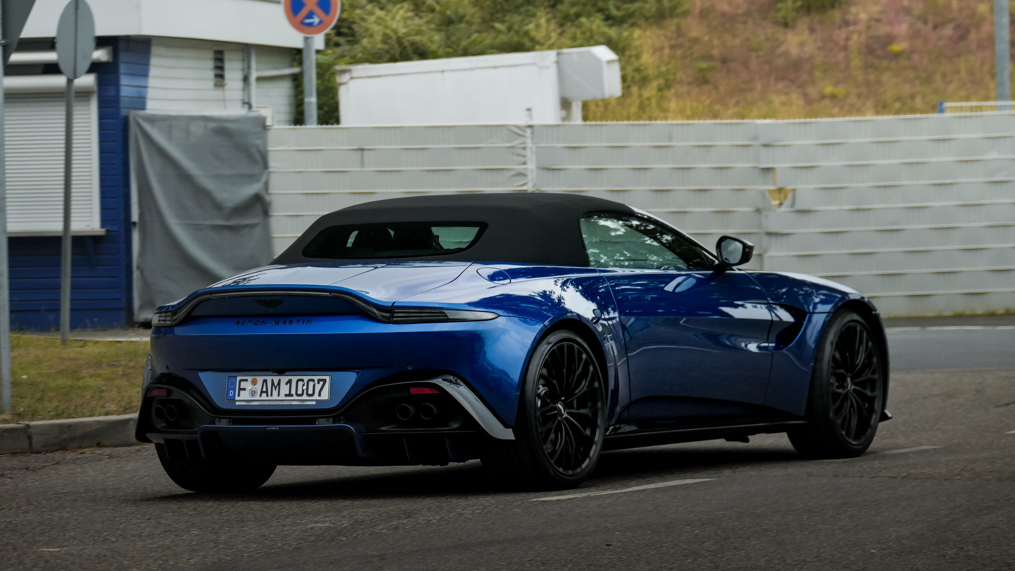 Aston Martin Vantage Volante - F-AM1007