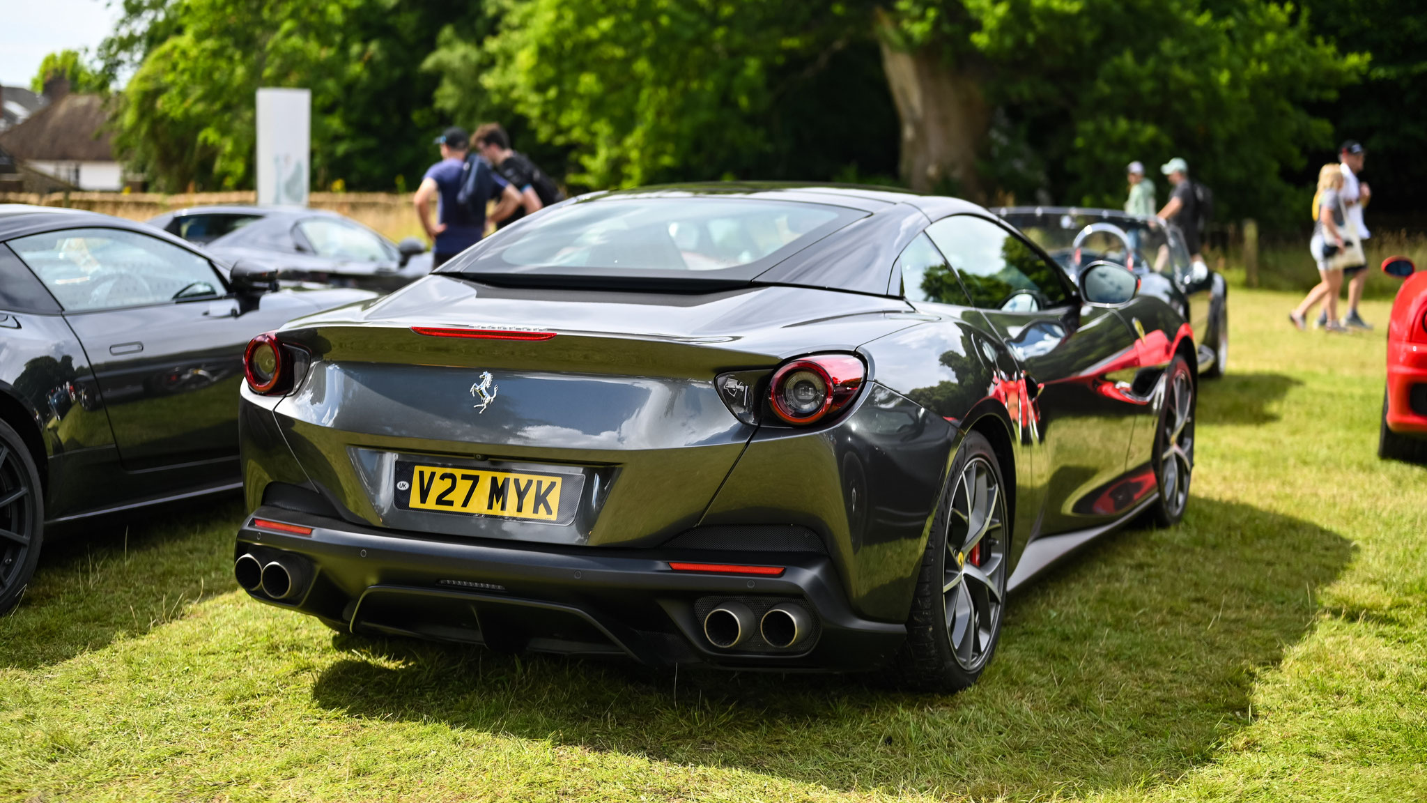 Ferrari Portofino - V27MYK (GB)