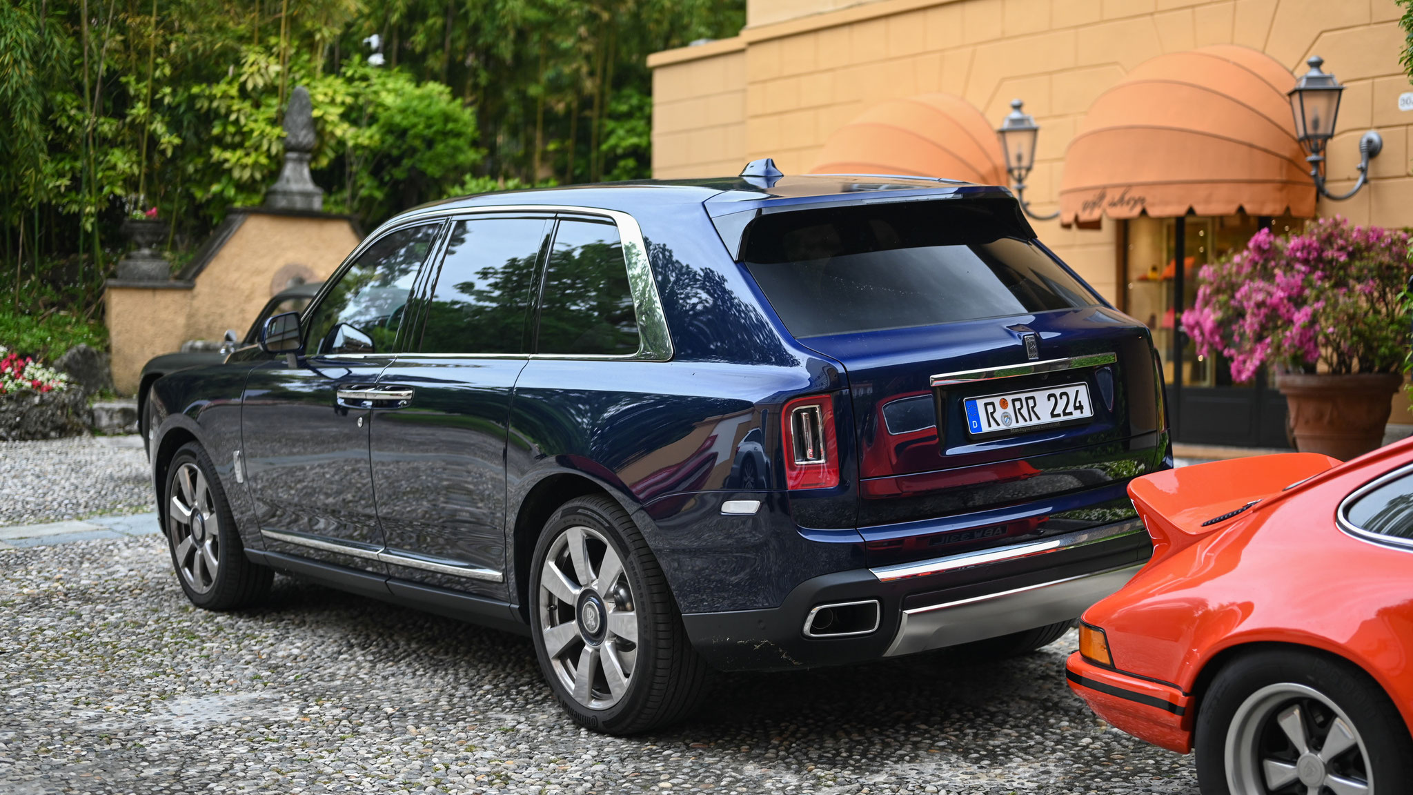 Rolls Royce Cullinan - R-RR224