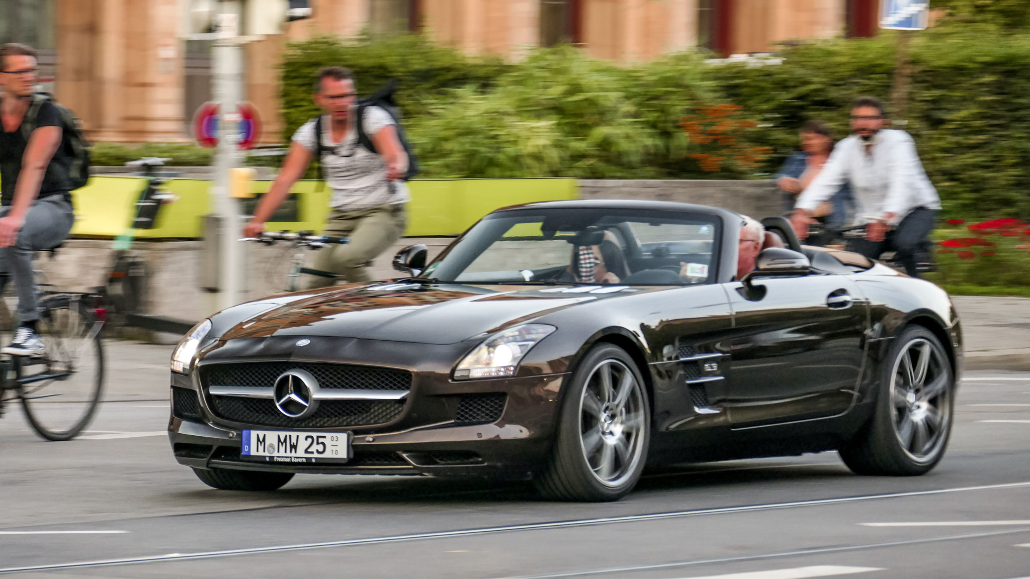 AMG SLS Roadster - M-MW25