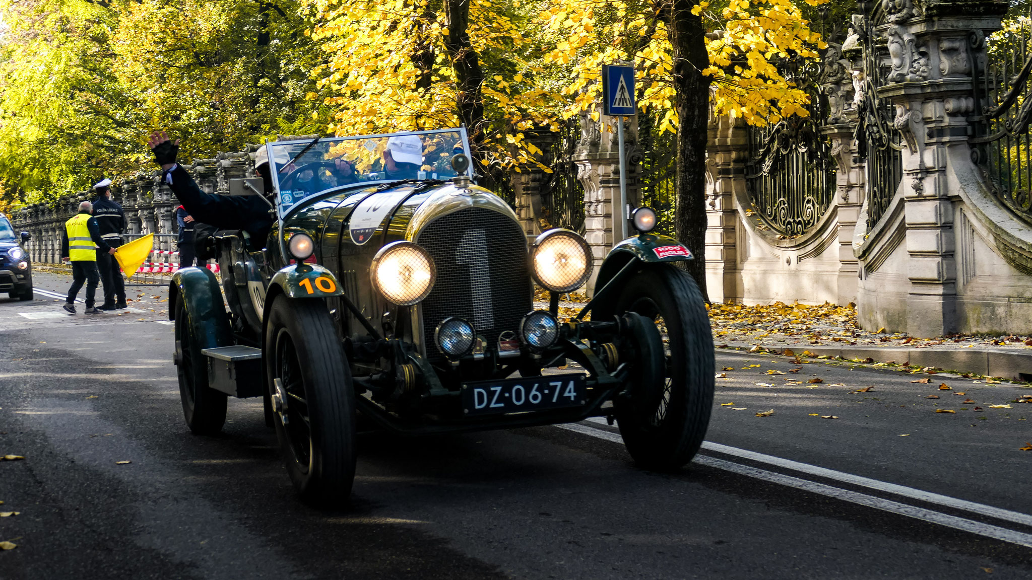 Bentley 3 Litre - DZ0674 (NED)