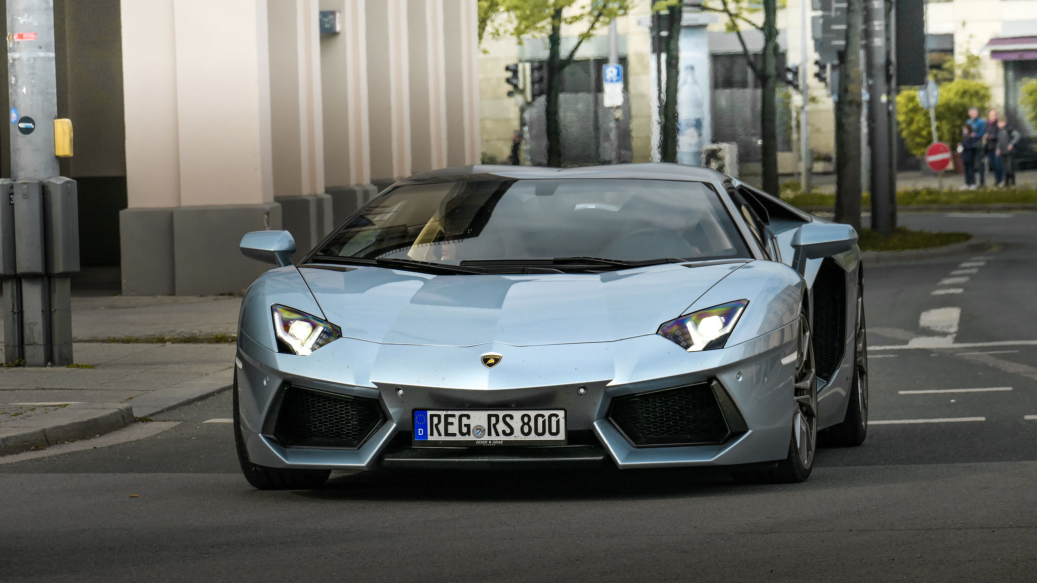 Lamborghini Aventador LP700-4 - REG-RS800