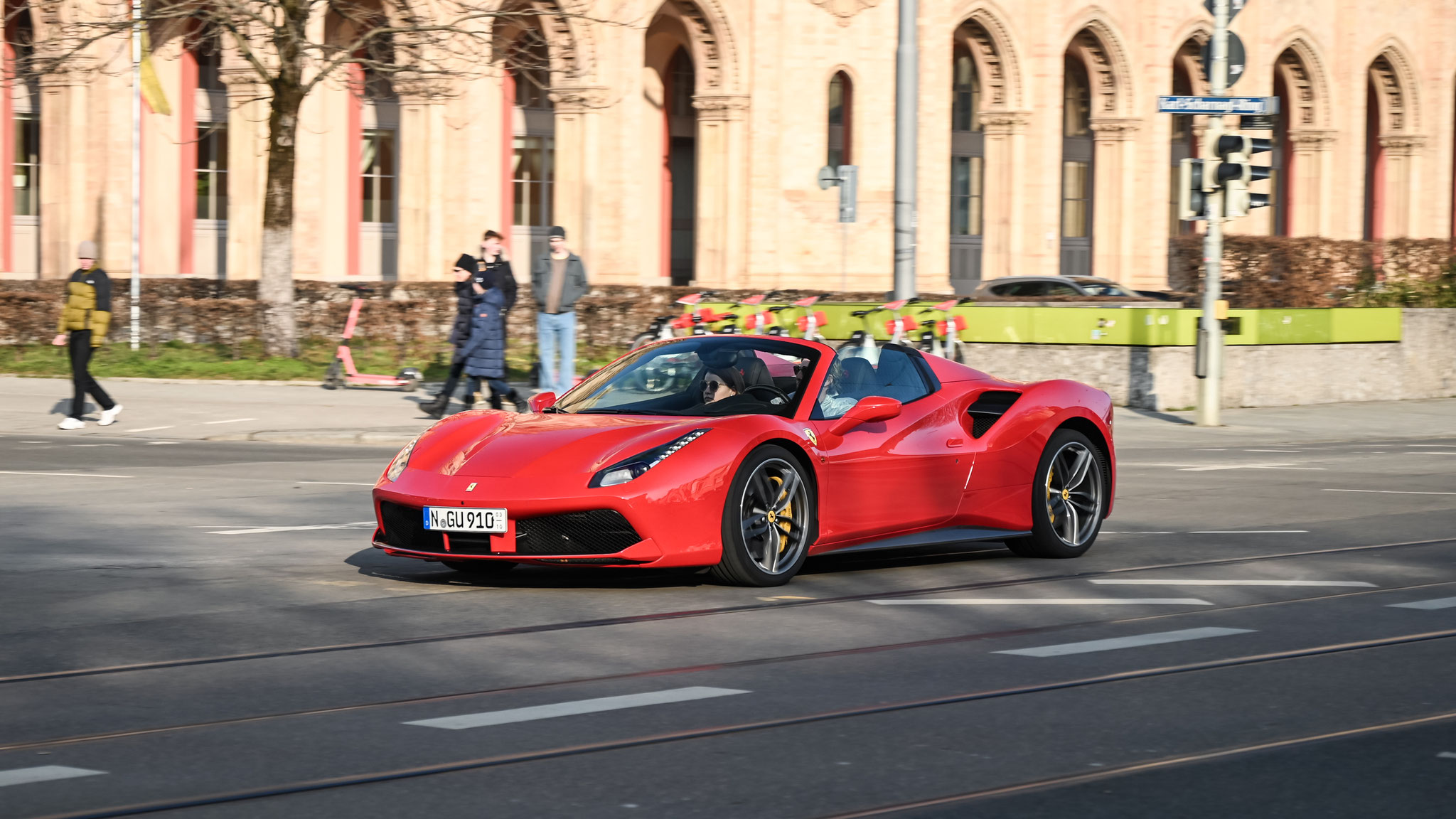 Ferrari 488 Spider - N-GU910