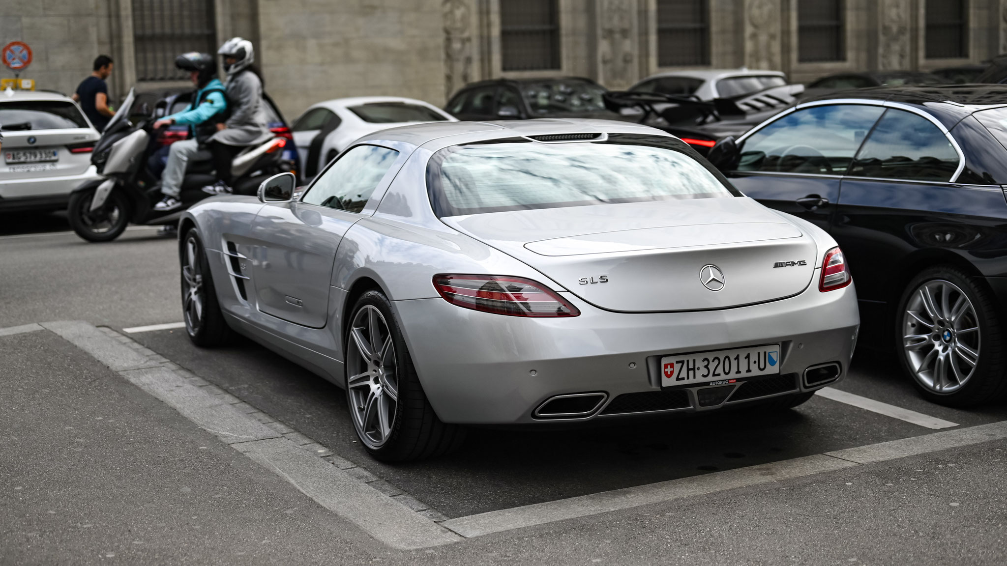 AMG SLS - ZH32011U (CH)