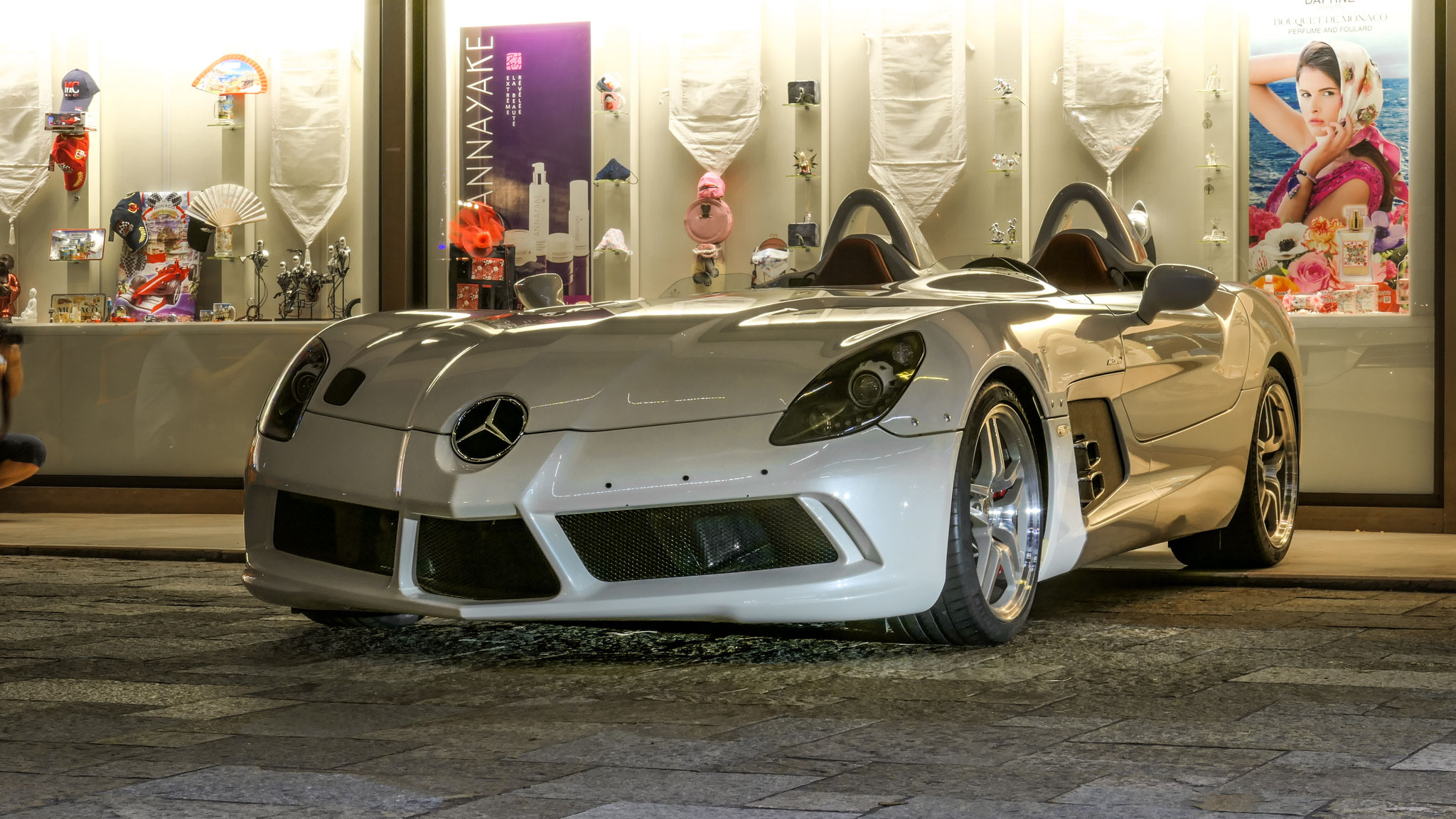 Mercedes McLaren SLR Stirling Moss - M-XE89