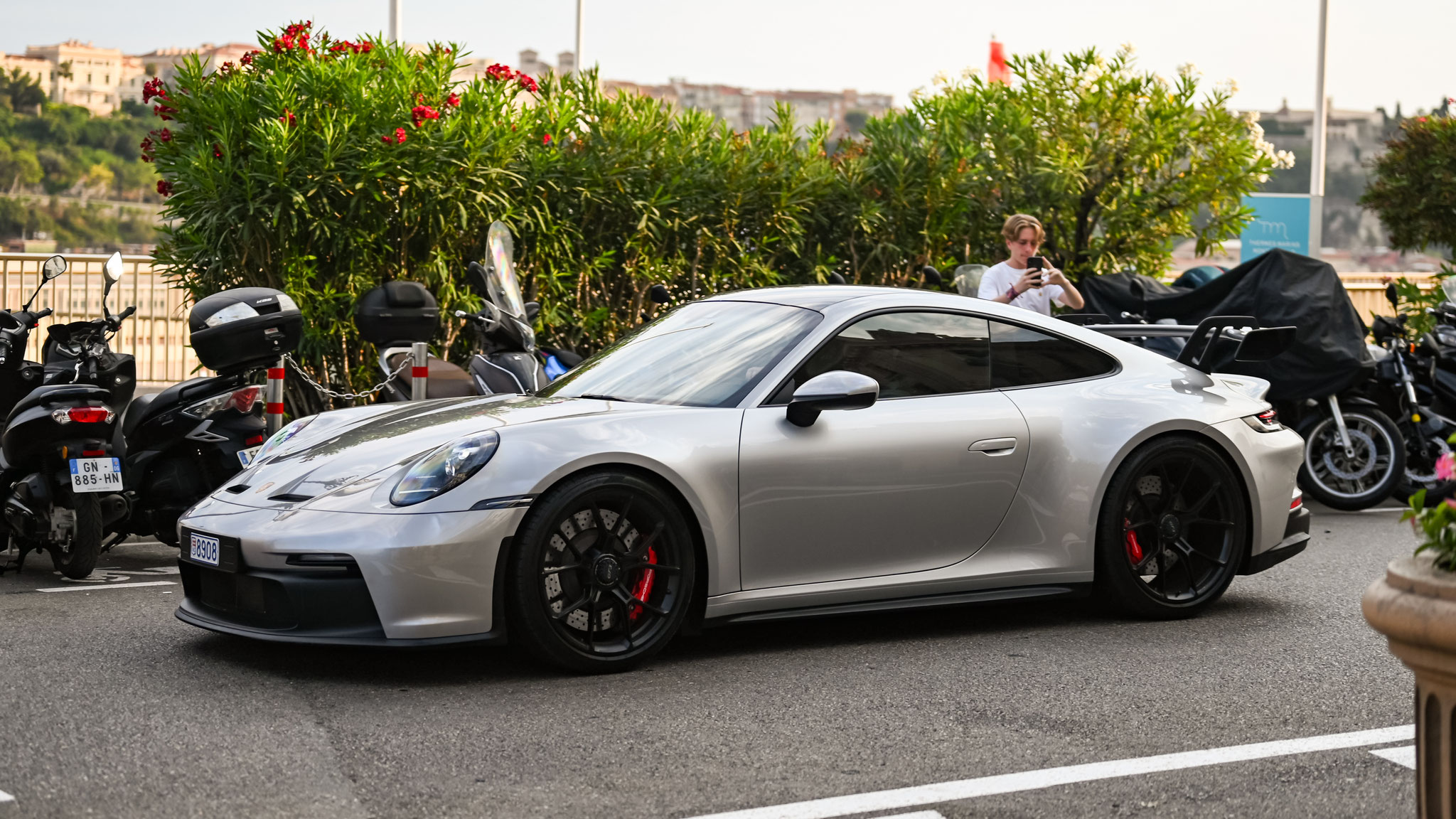 Porsche 992 GT3 - 8908 (MC)