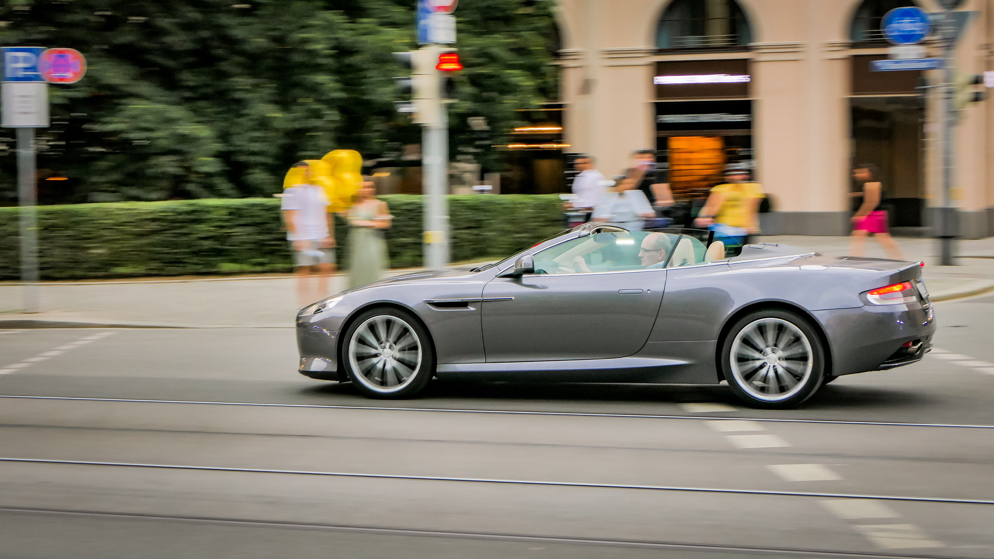 Aston Martin DB9 Volante - ZH3238 (CH)
