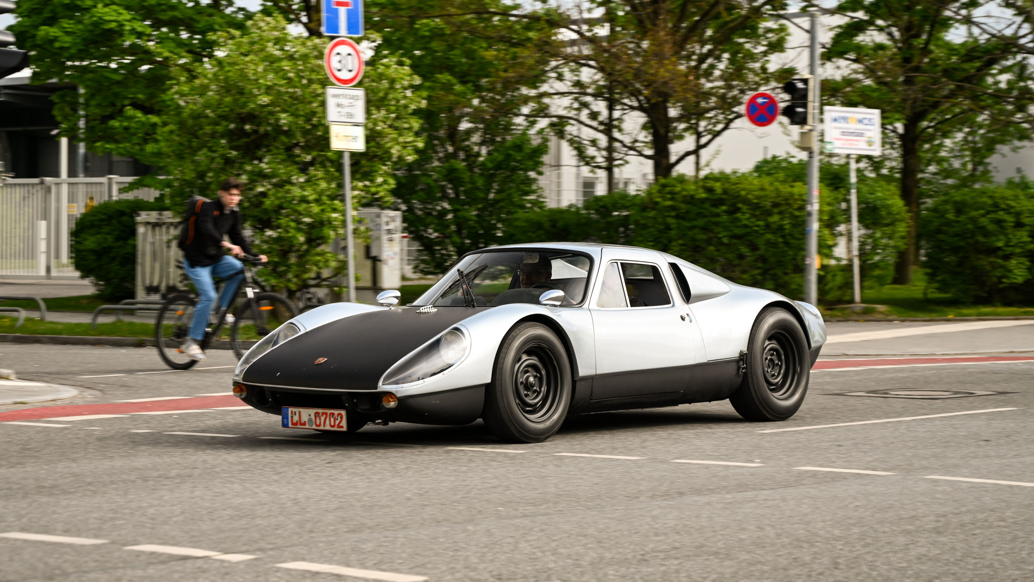 Porsche 904 Replica - LL-0702