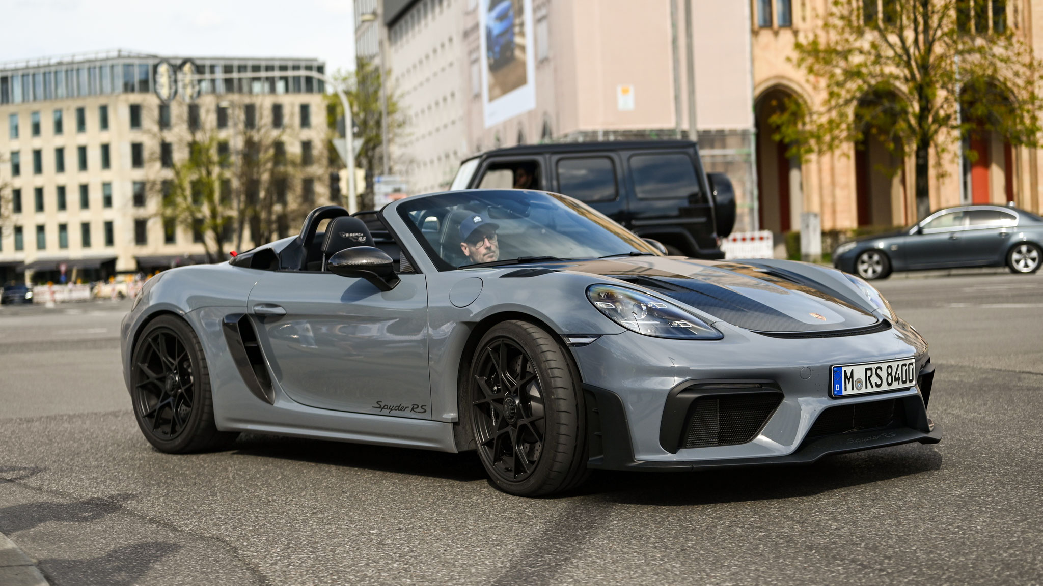 Porsche 718 Spyder RS - M-RS8400