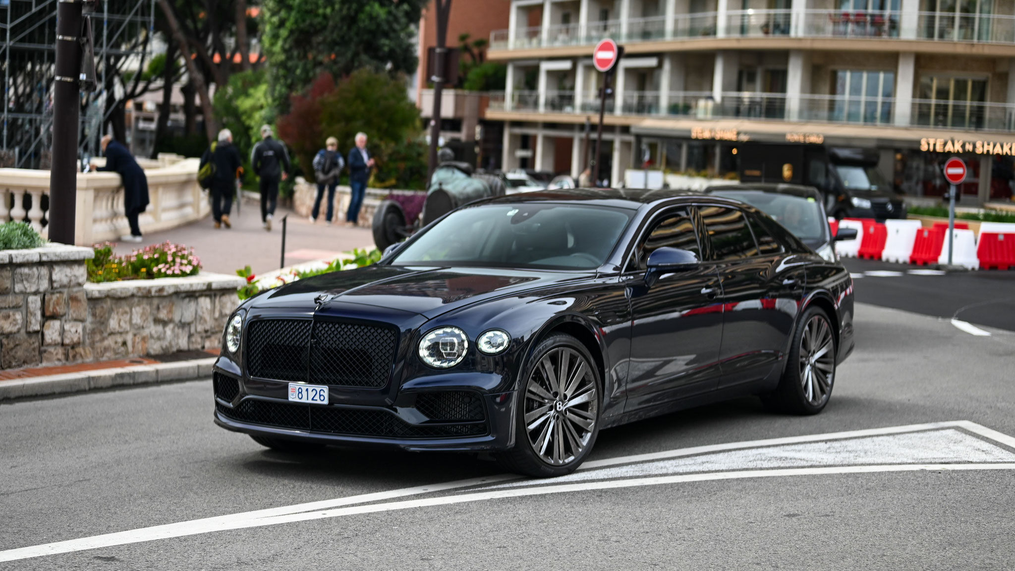 Bentley Flying Spur - 8126 (MC)