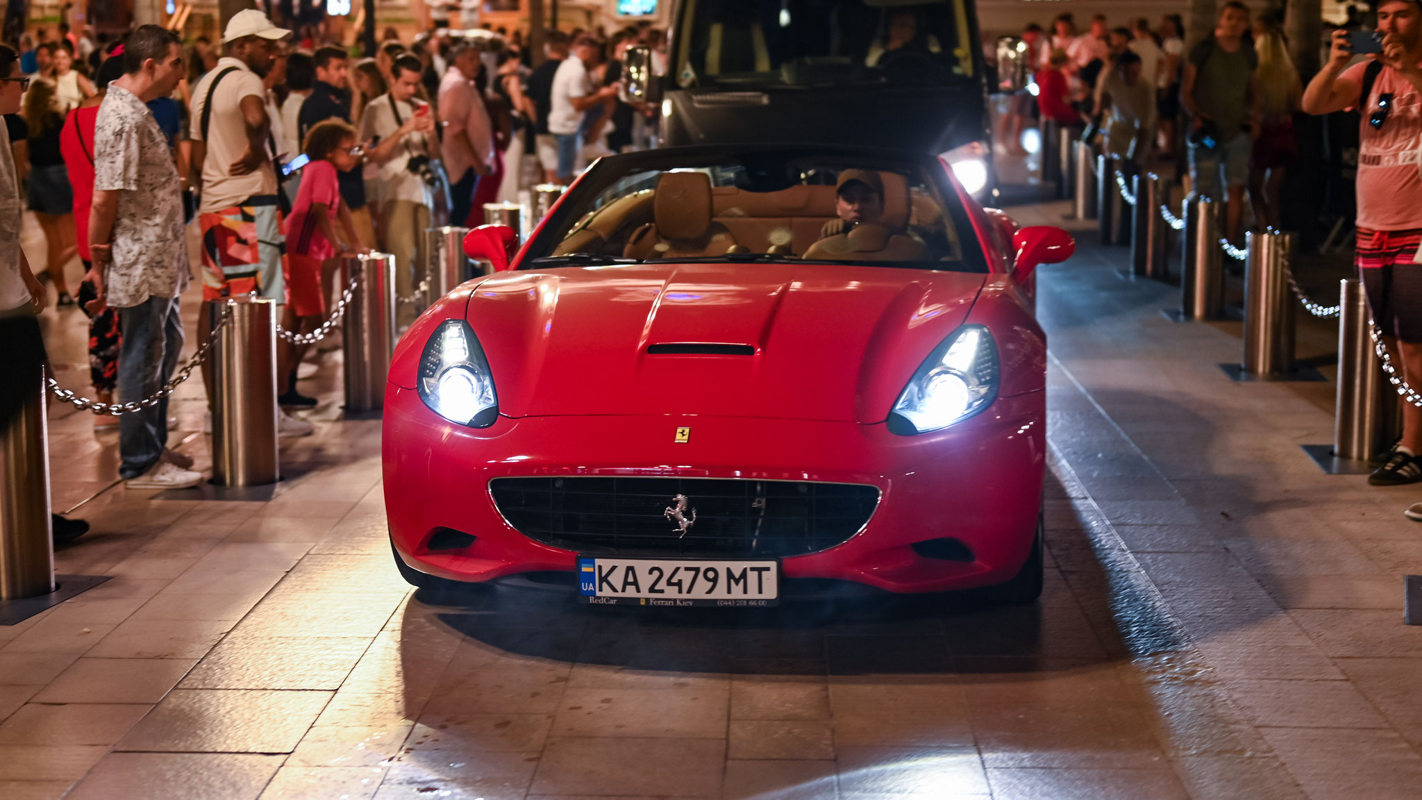Ferrari California - KA2479MT (UA)